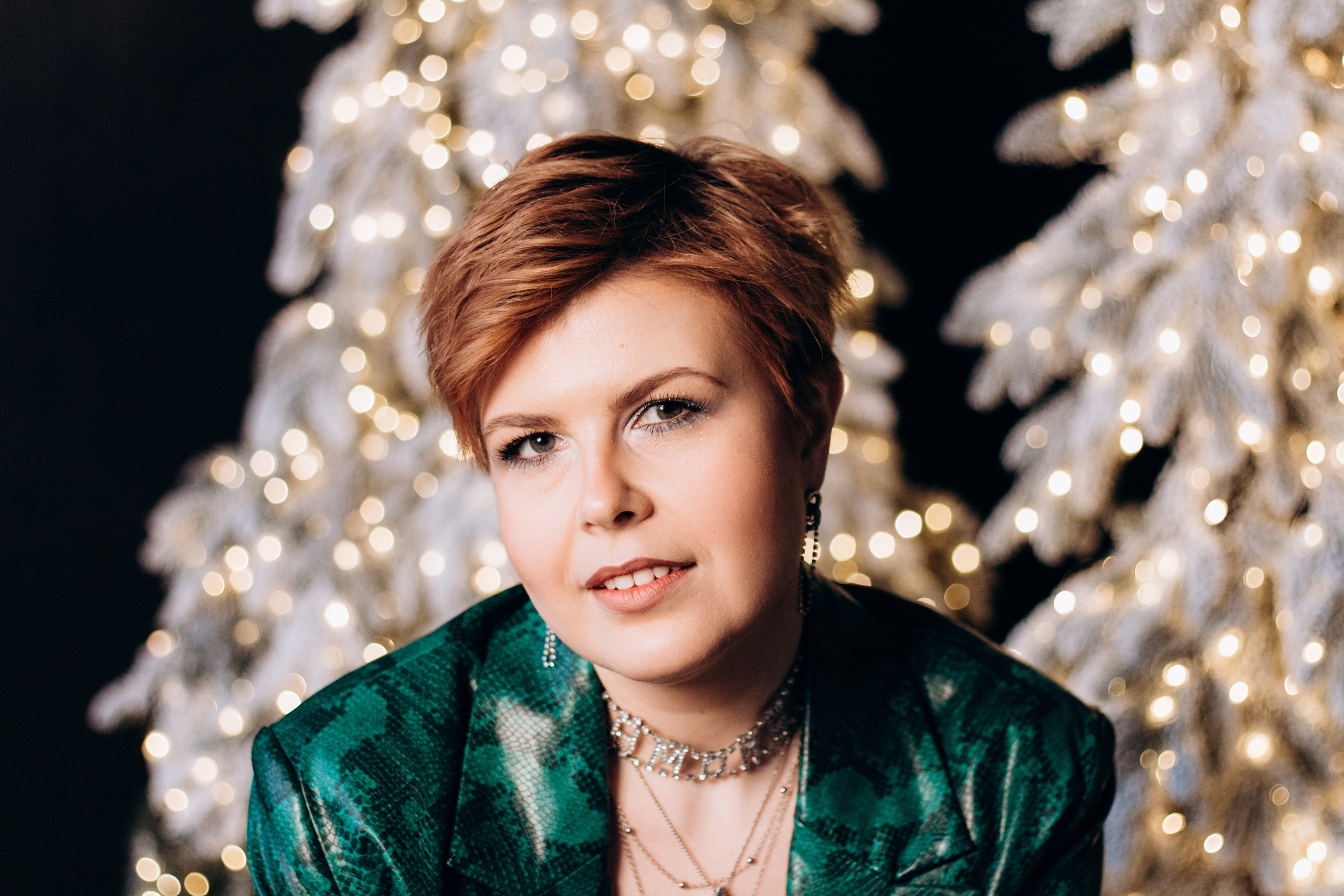 Анастасия. Портрет в студии. Новогодняя фотосессия Екатеринбург. Фотограф в Екатеринбурге Пойгина Елена