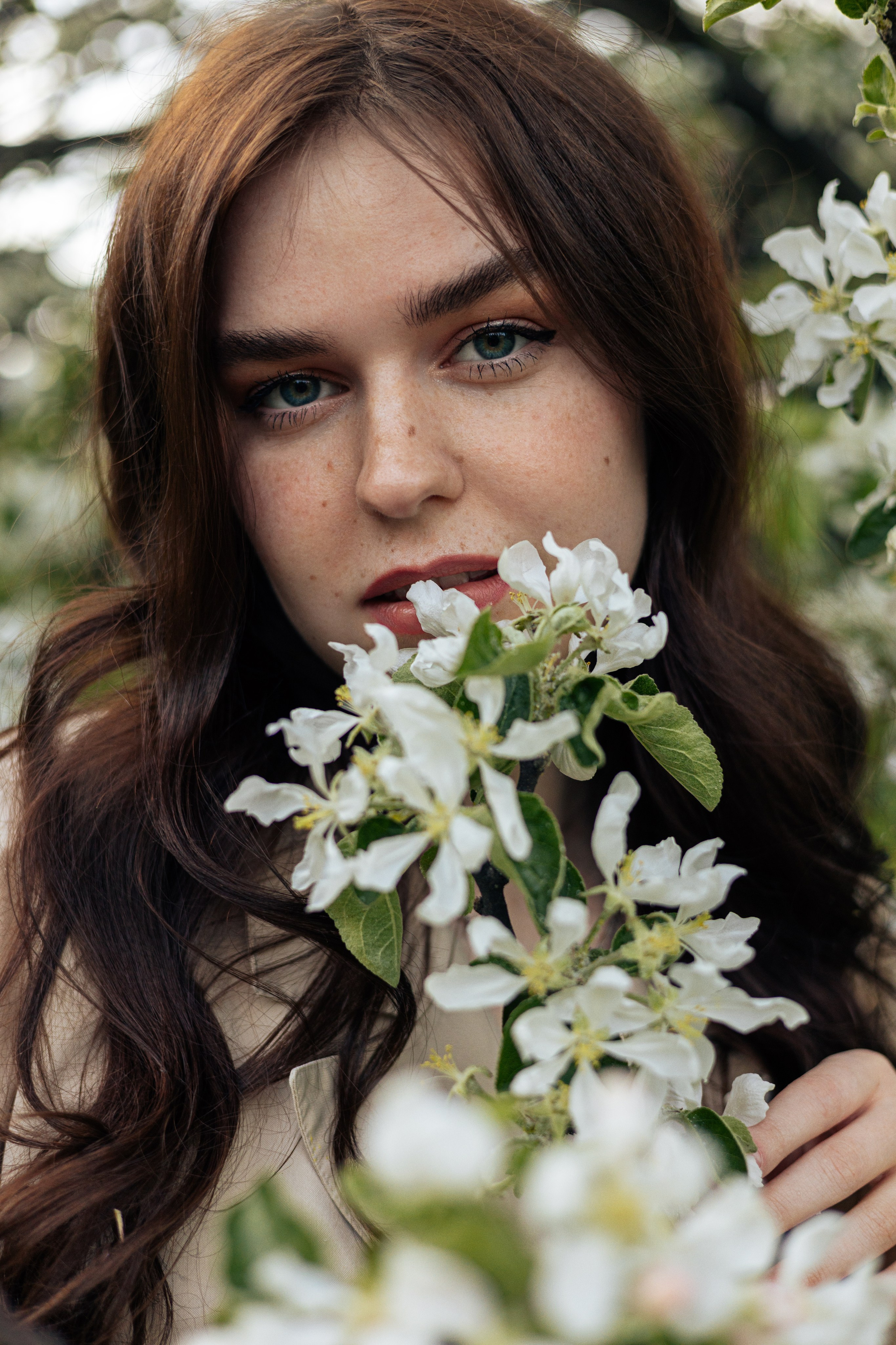 Съемка в цветущих садах. Фотограф в Санкт-Петербурге Вагнер Юлия