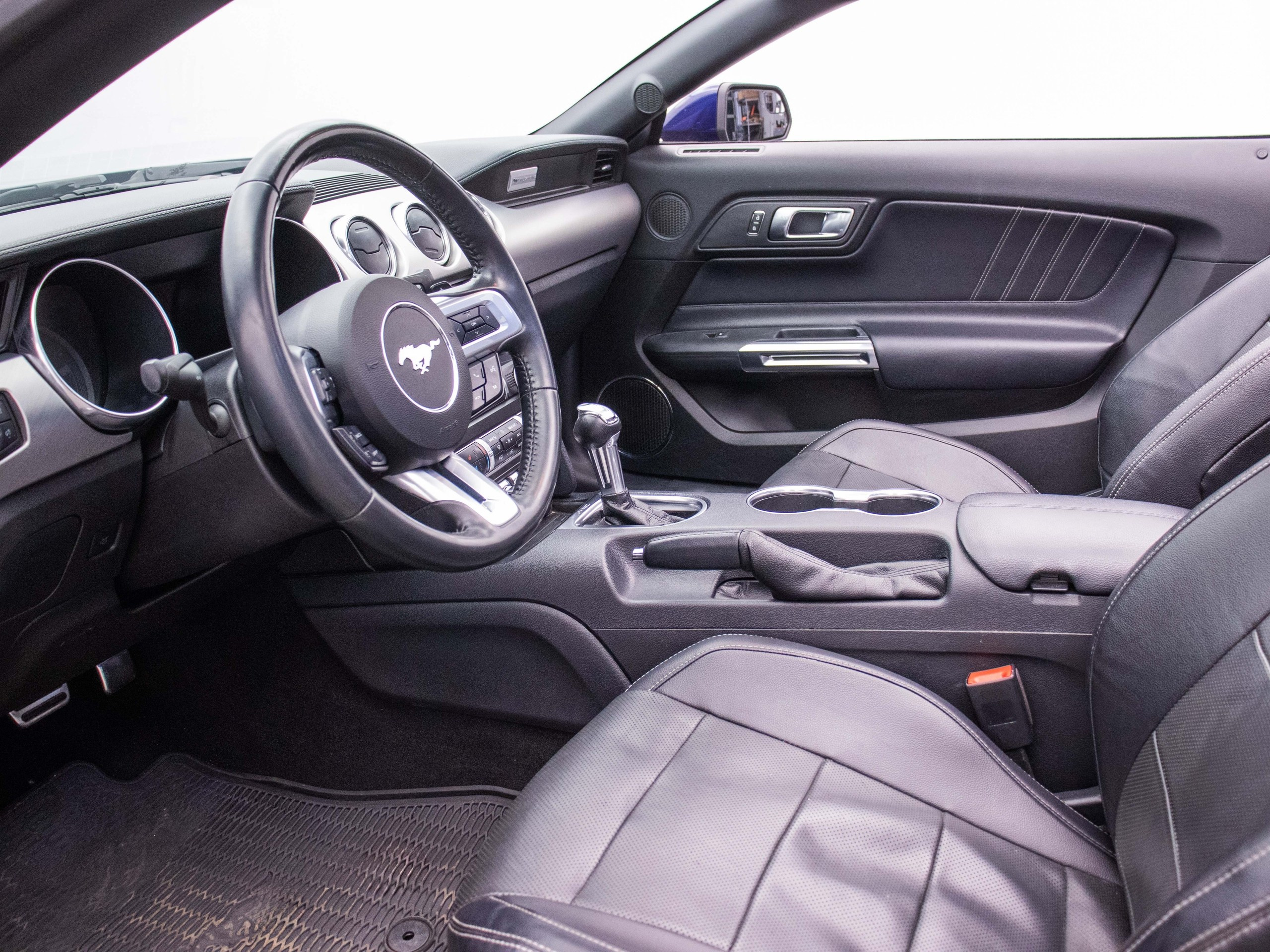 Съёмка автомобилей. Сайт о предметной, имиджевой и портретной фотографии, фотограф Фил Киреев