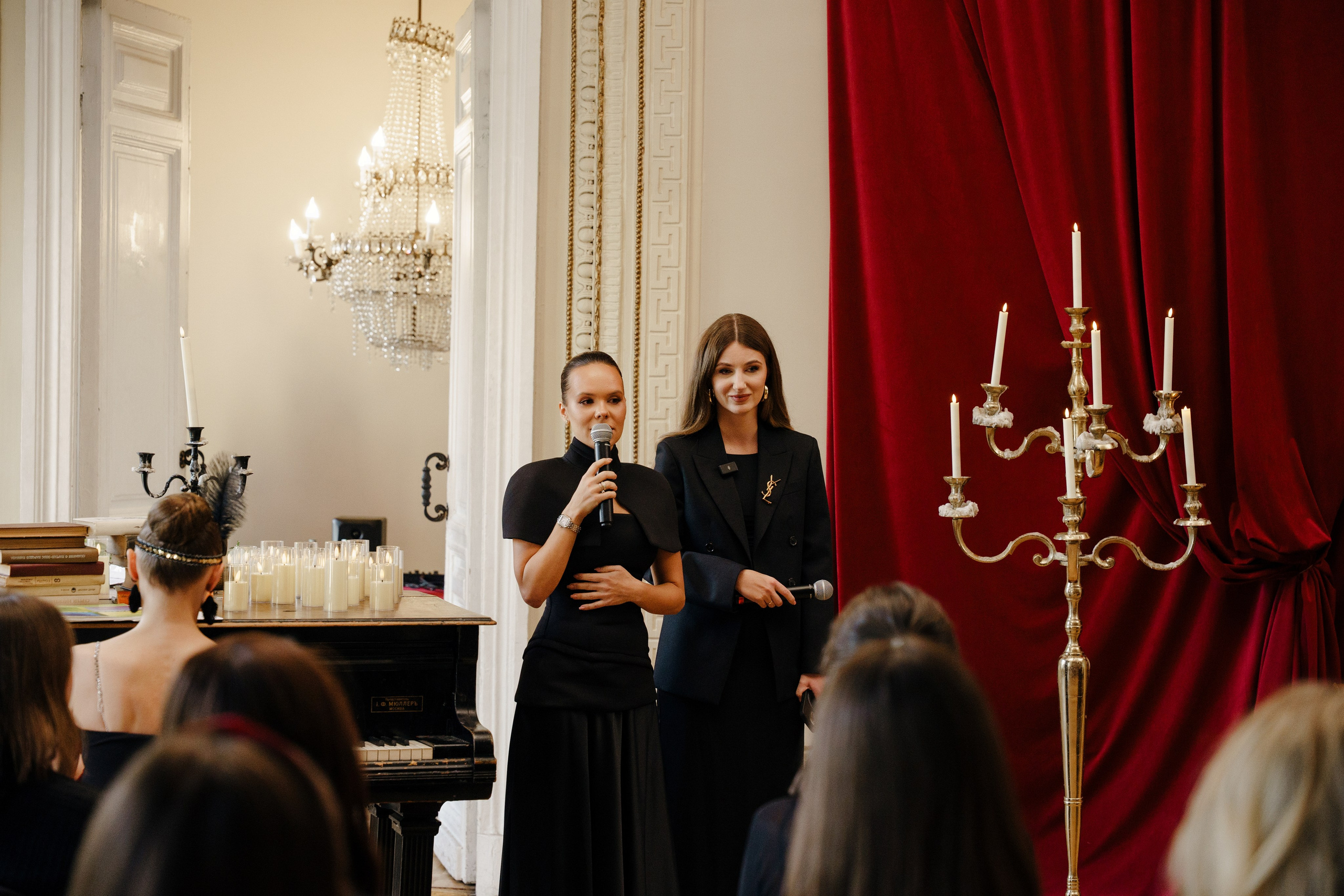«ИСПОВЕДЬ» встреча женского клуба. Репортажный фотограф в Москве Саша Дружинина