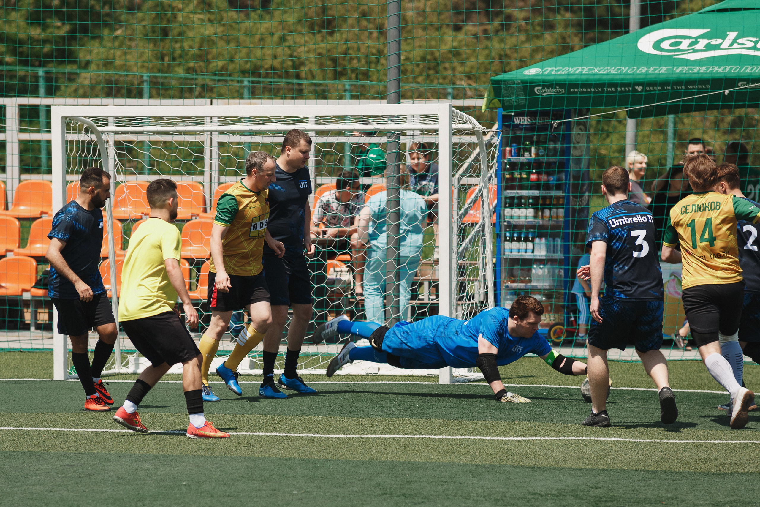 Под знаменем Амбрелла: Футбольный турнир в Приазовье Таганрога. Свадебный и семейный фотограф в Таганроге Бакарюк Антон