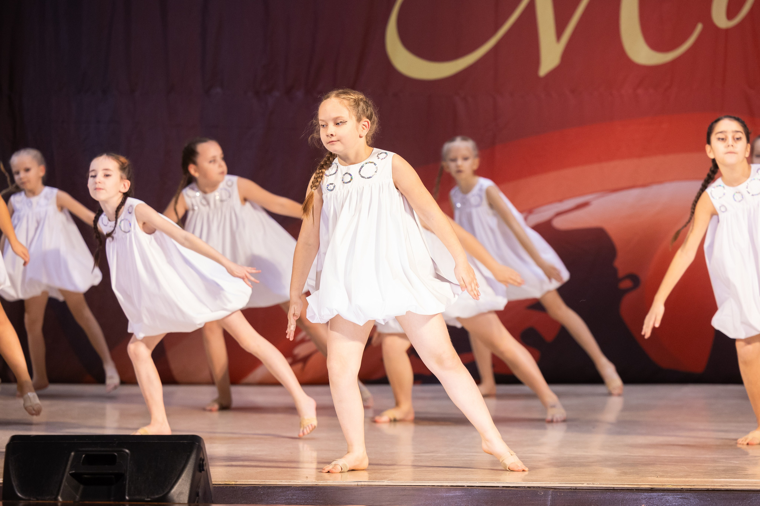 9 ноября, танцевальные номера, г. Волгоград. Золотое яблочко