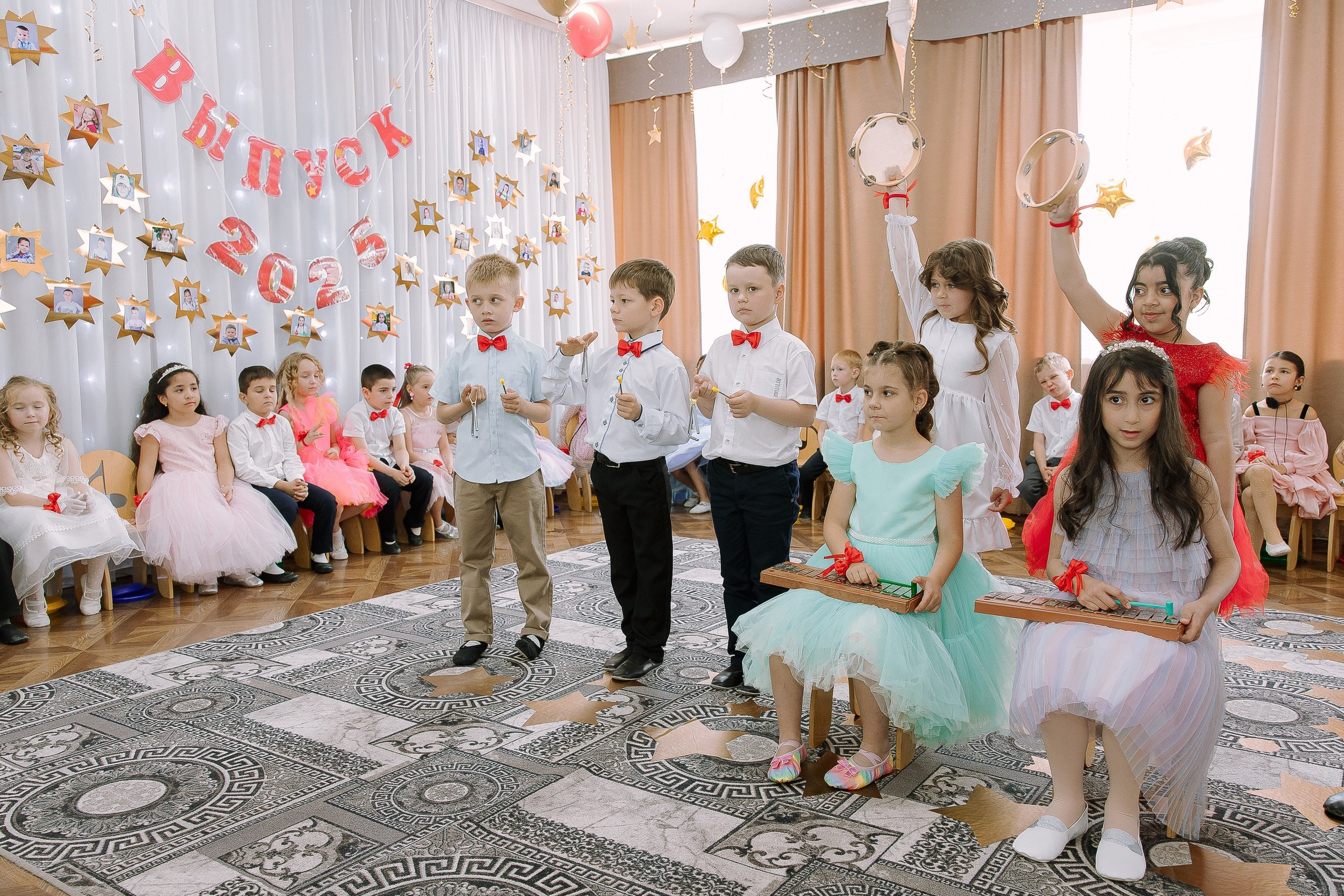 Выпускной в ДС 26. Выпускные альбомы Натальи Бутко: Новороссийск, Анапа, Геленджик