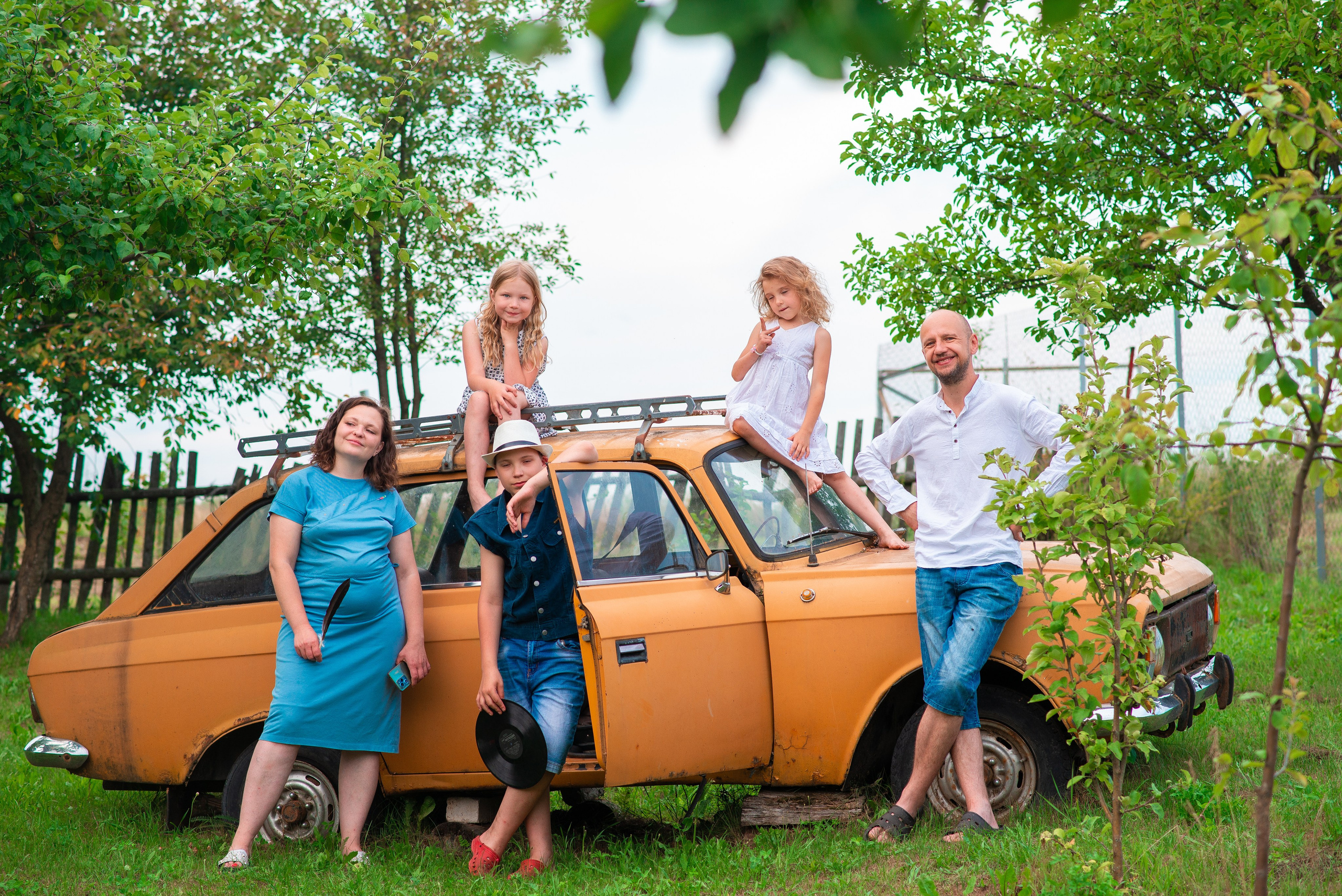 Деревенская история. Семейный фотограф на выписку из роддома и крещение Минск Настя Гришук