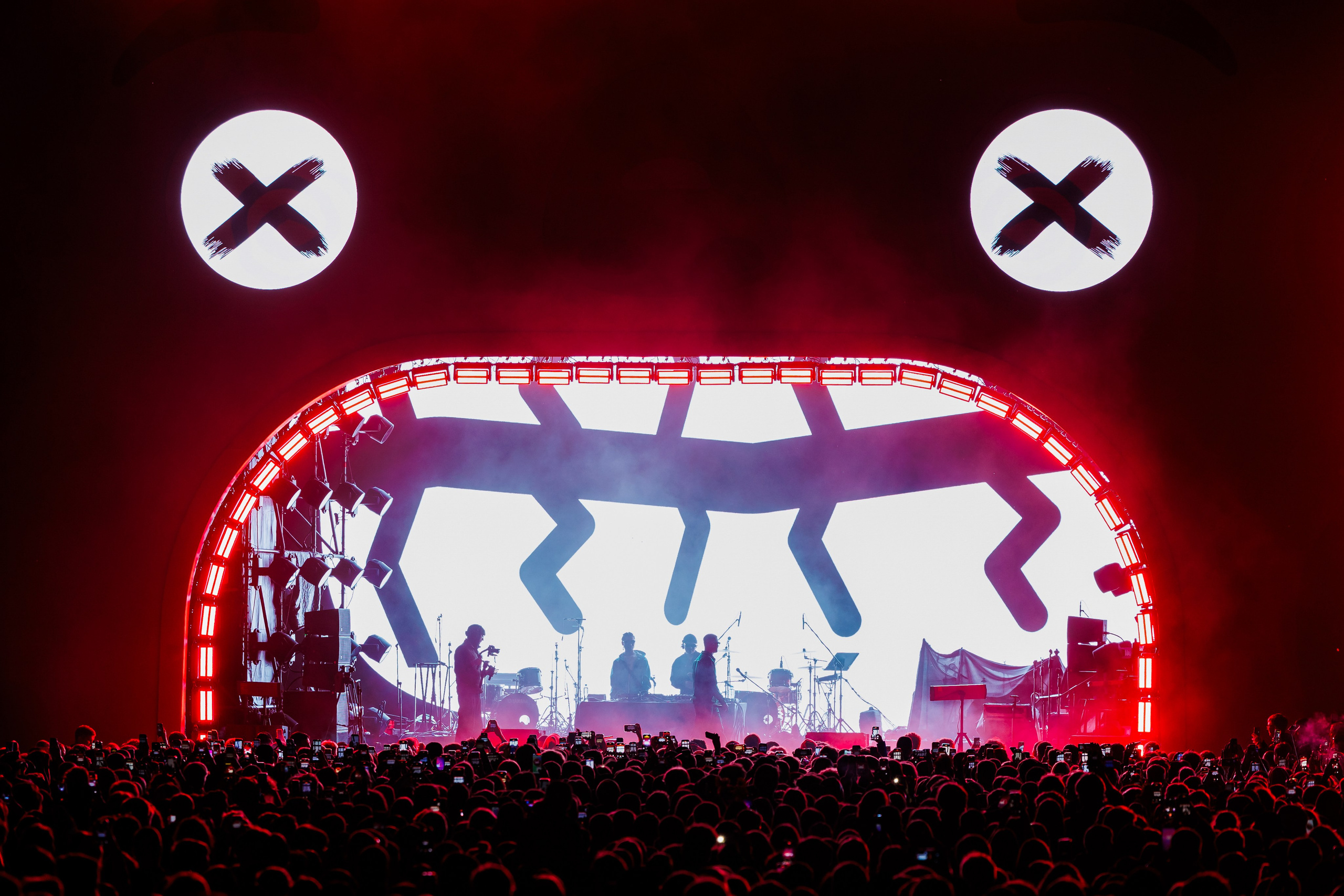 PARI FEST / 2025. OOPS TEAM