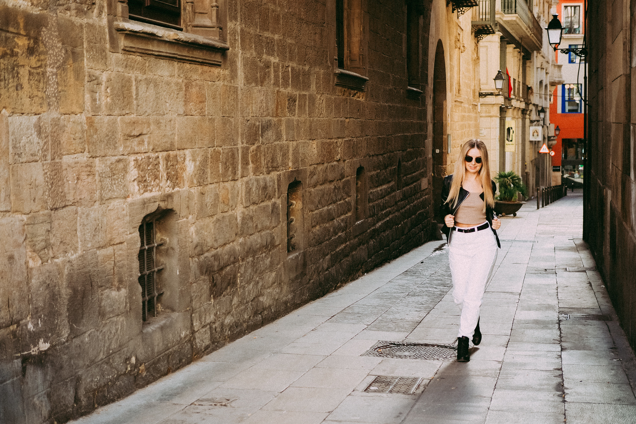 Фотопрогулка по старому городу. Фотограф в Барселоне Валиулова Ася