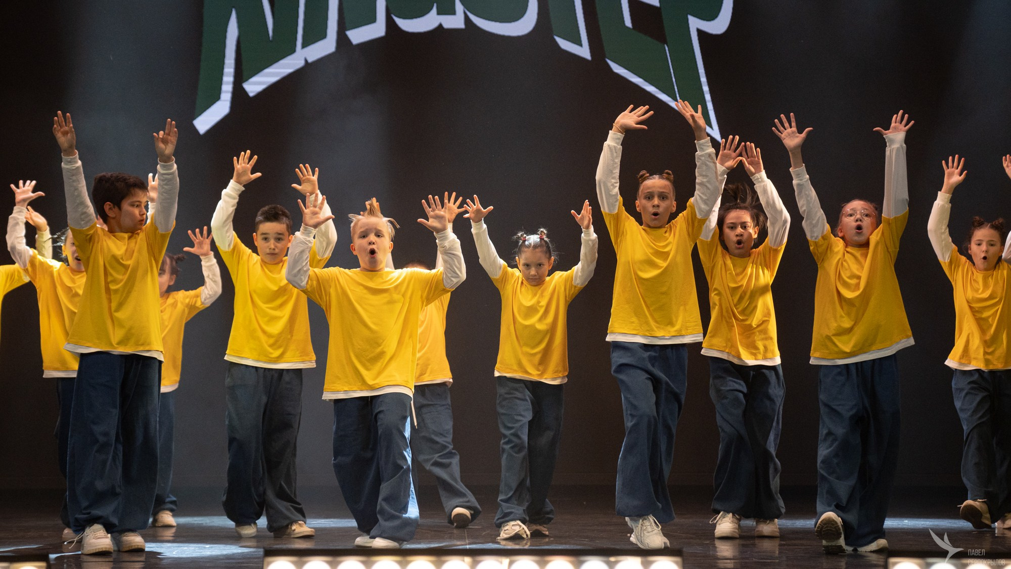 Отчетный концерт студии танца KingStep. Репортажный фотограф в Казани Павел Серпокрылов