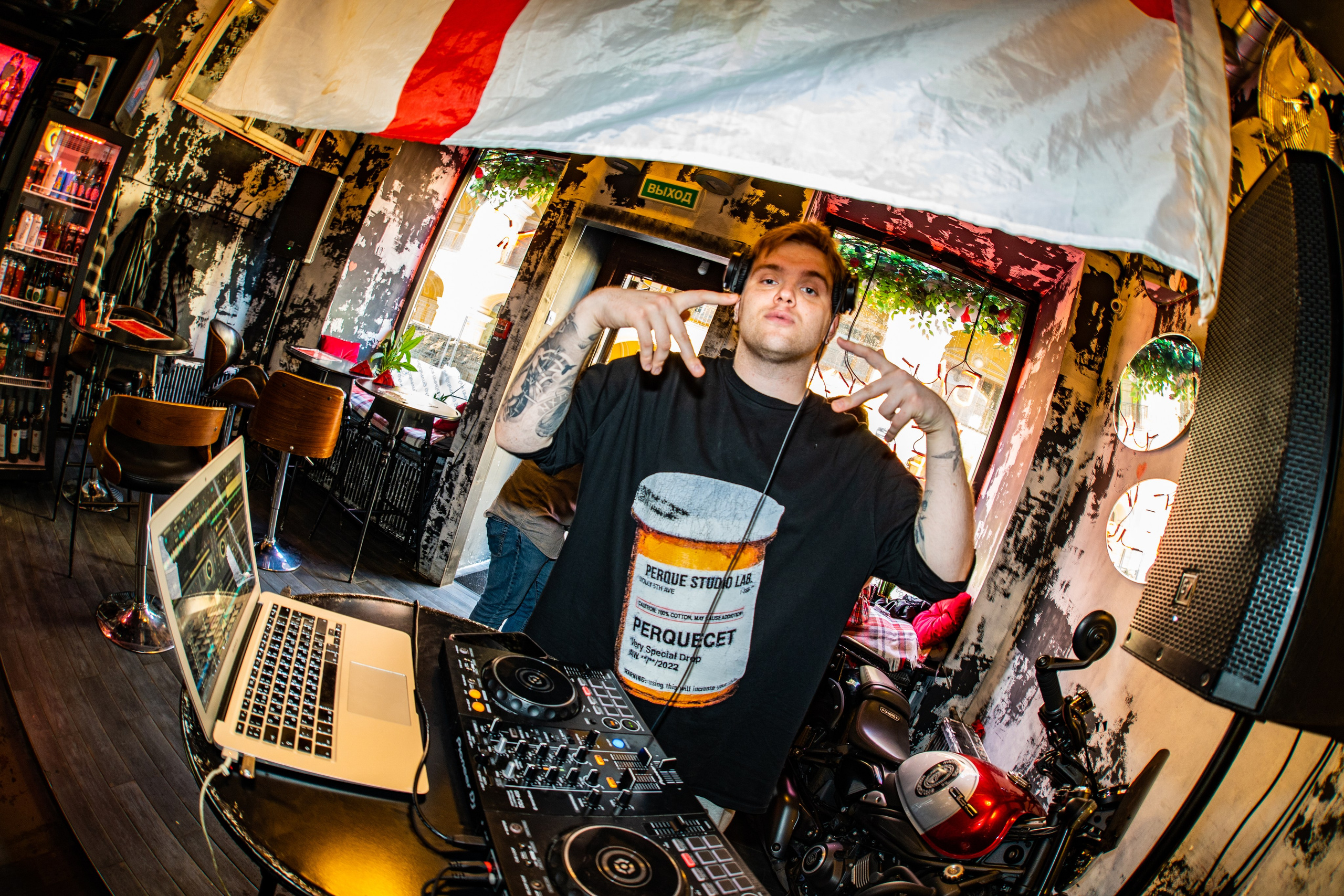 Панк-вечеринка в Баре разбитых сердец. Концертный и репортажный фотограф в Санкт-Петербурге Слава Пахомов