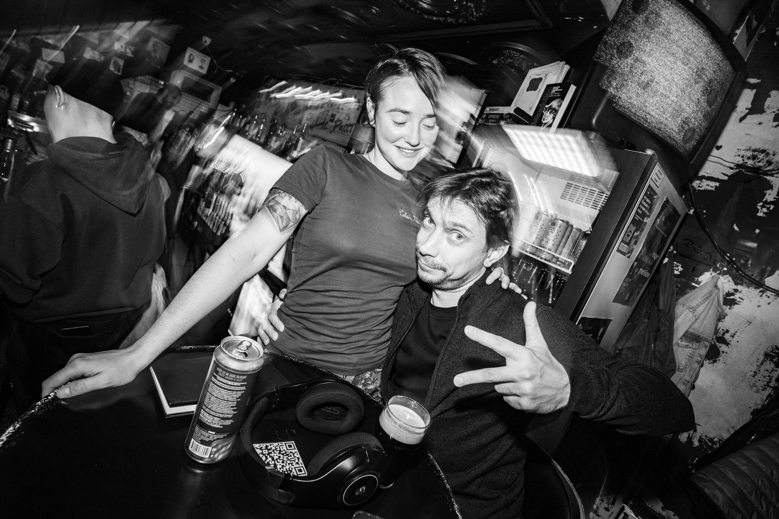 Из Сибири с любовью. Бар разбитых сердец. Концертный и репортажный фотограф в Санкт-Петербурге Слава Пахомов