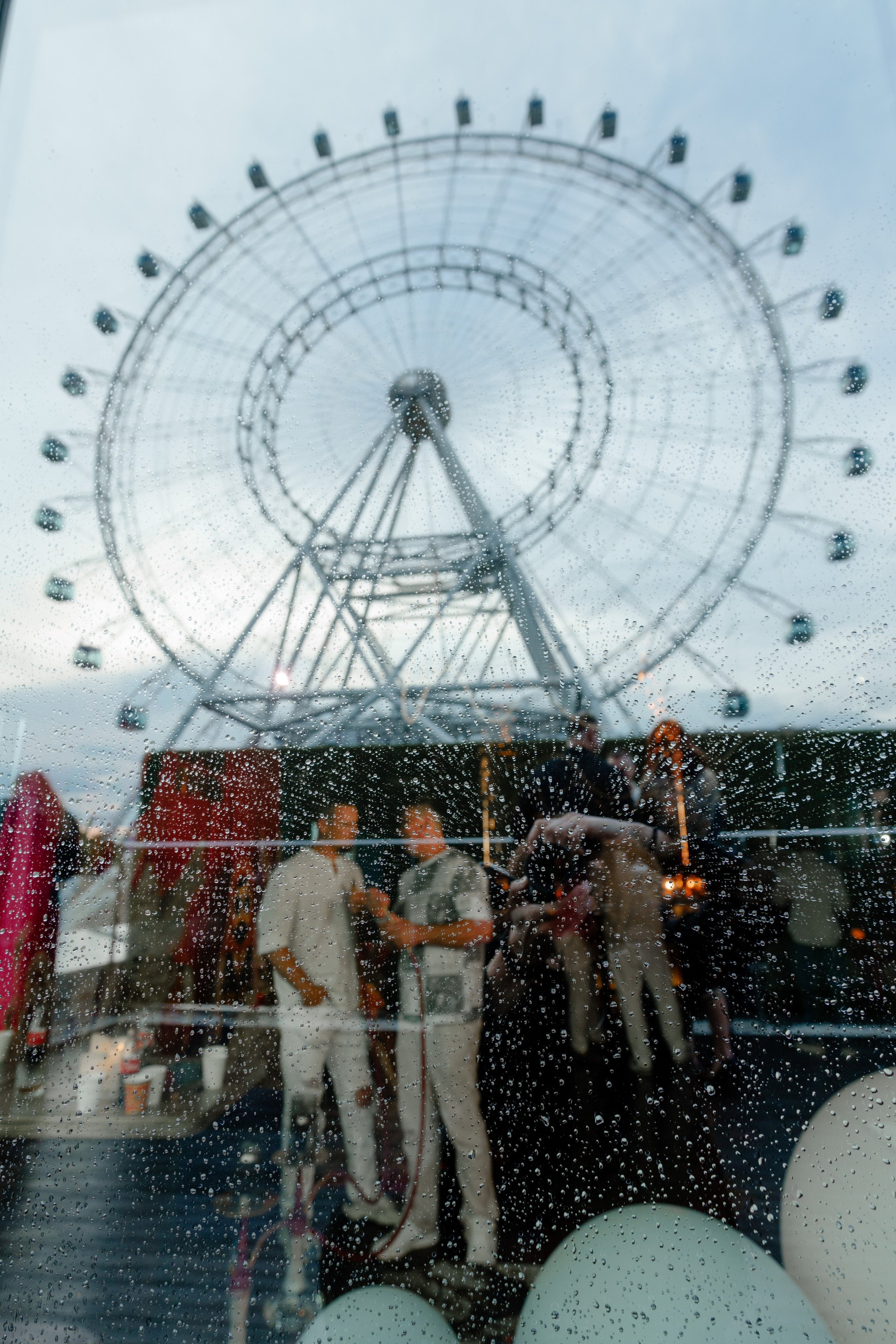 Репортажный фотограф на гендер пати в славянском стиле в Москве. Репортажный фотограф Москва Сергей Дружинин