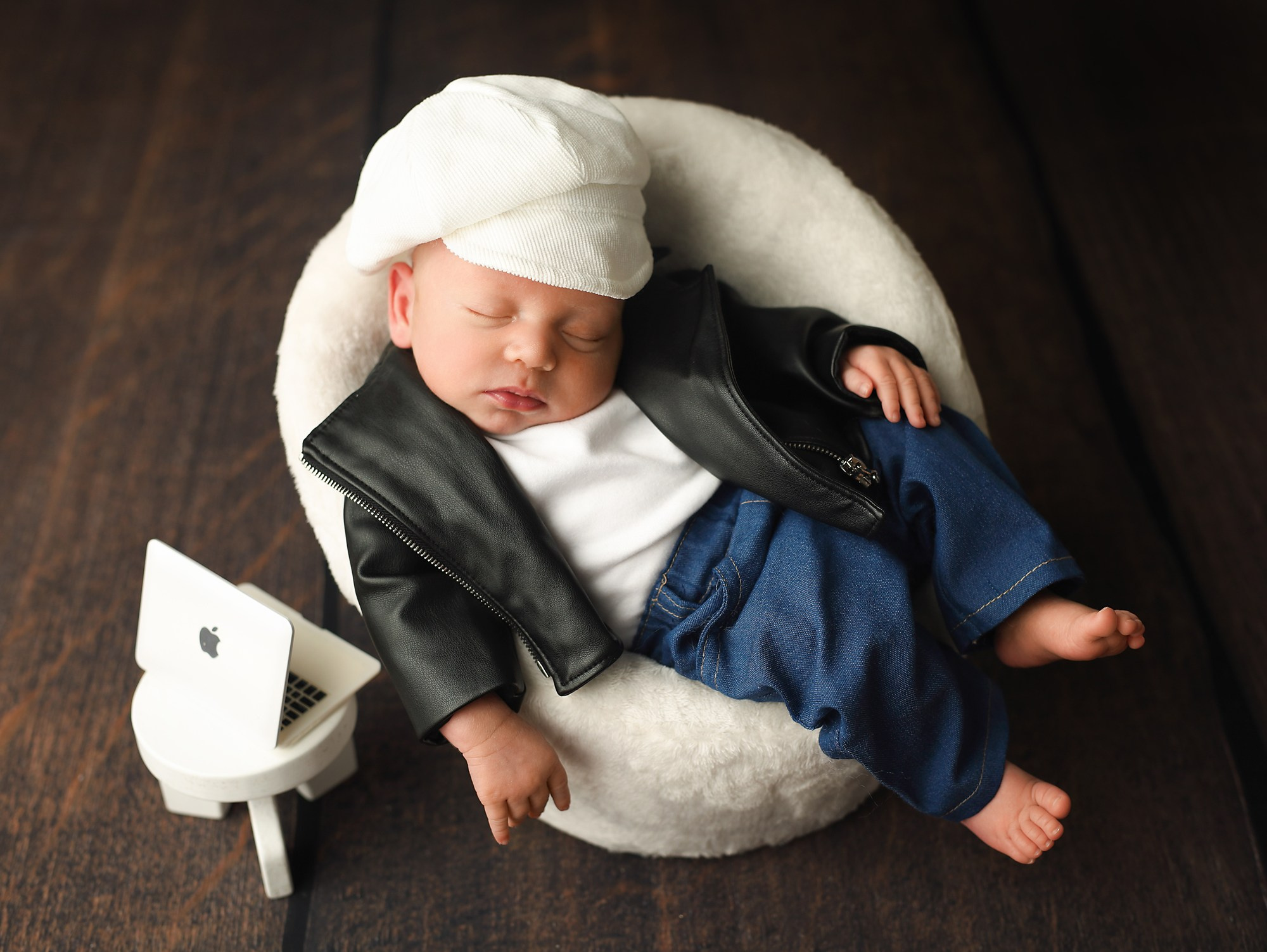 Newborn. Фотограф новорождённых в Казани Нейля Гильмутдинова ньюборн