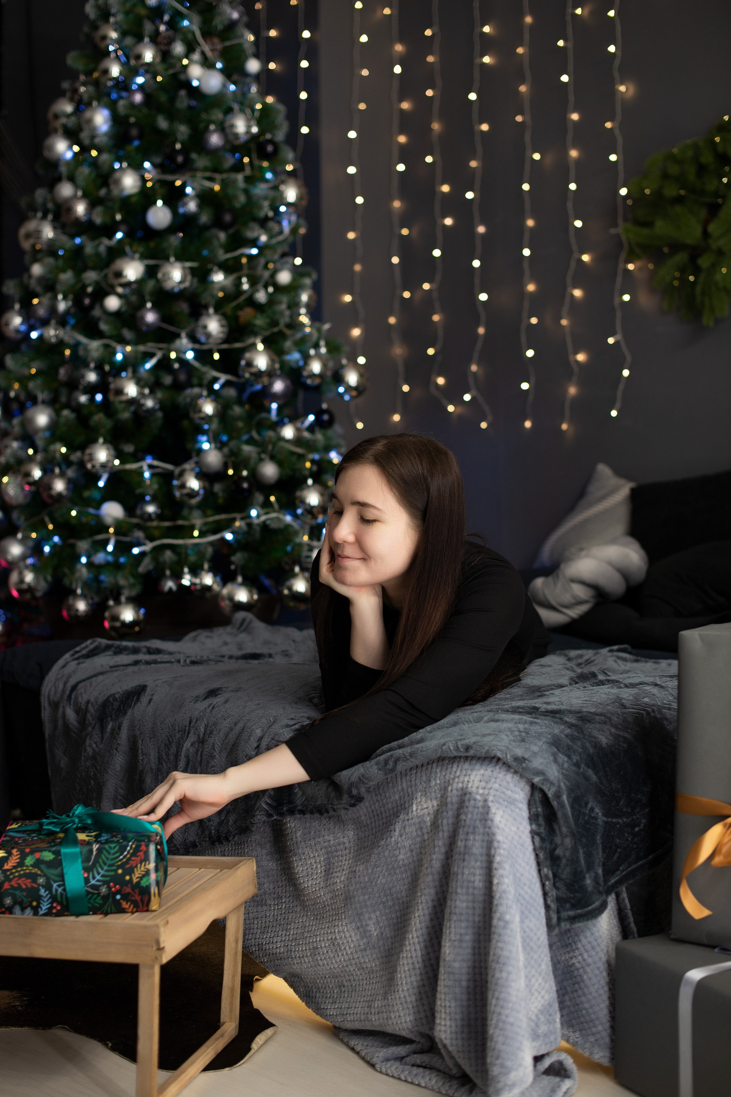 Юлечка в новогодней локации. Творческий фотограф Вологда