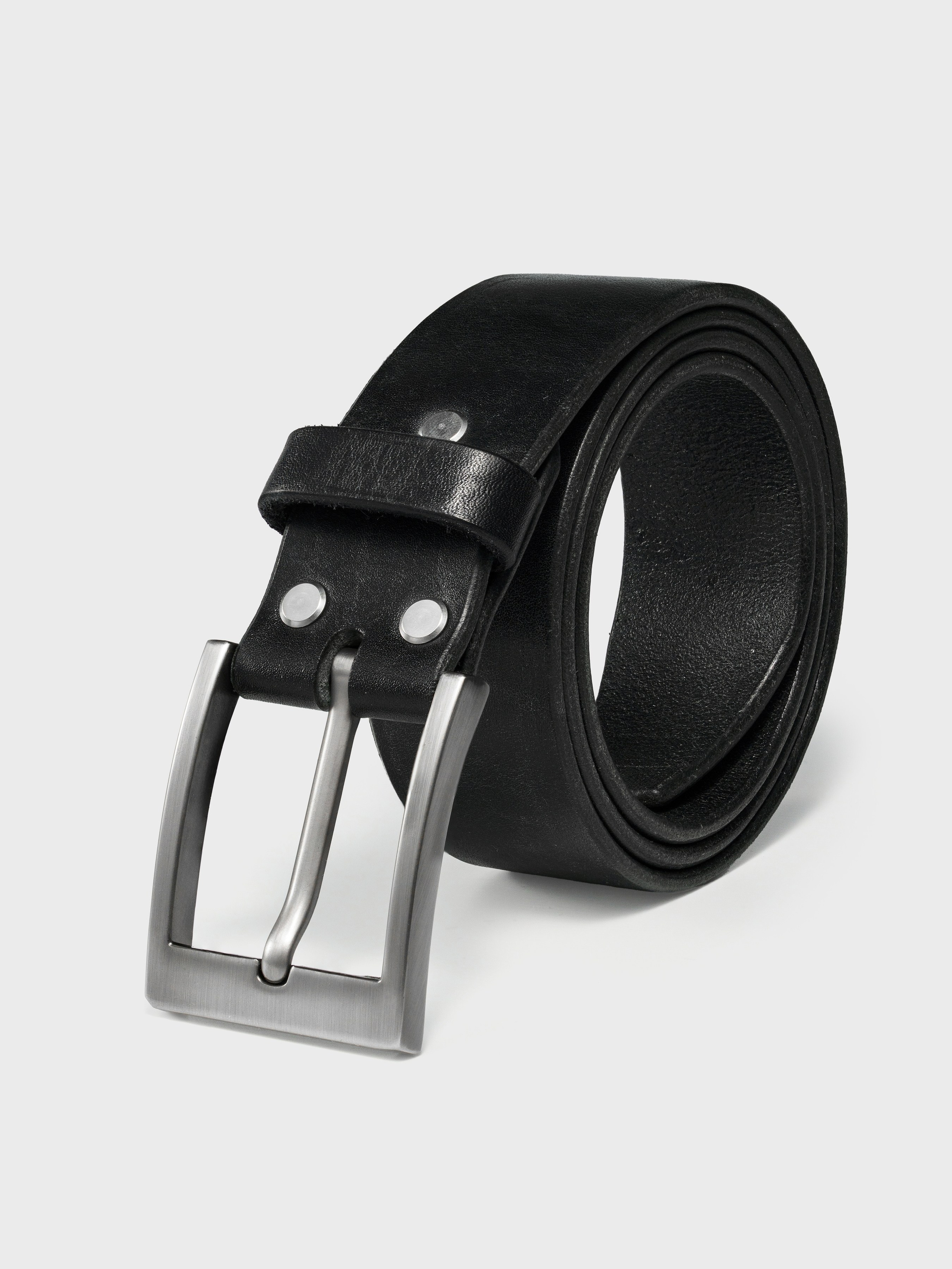 Съёмка кожгалантереи — фото и видео сумок, ремней, кошельков | KED Production. KED Production — продакшн из СПб. Создаём фото, видео и контент, который помогает брендам и селлерам продавать больше