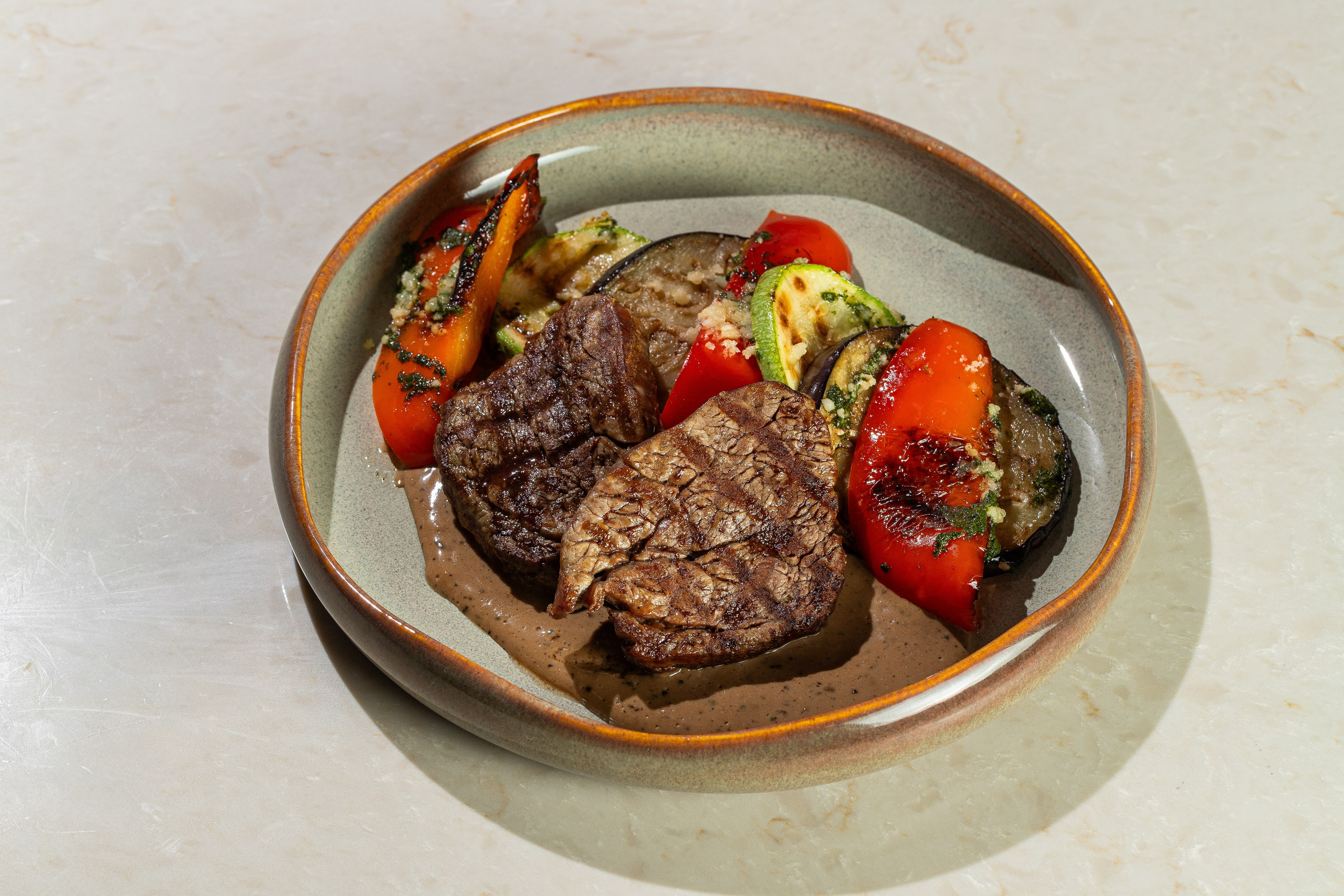 Chaika 25. Краснов Максим фуд-фотограф, предметный фотограф, Москва