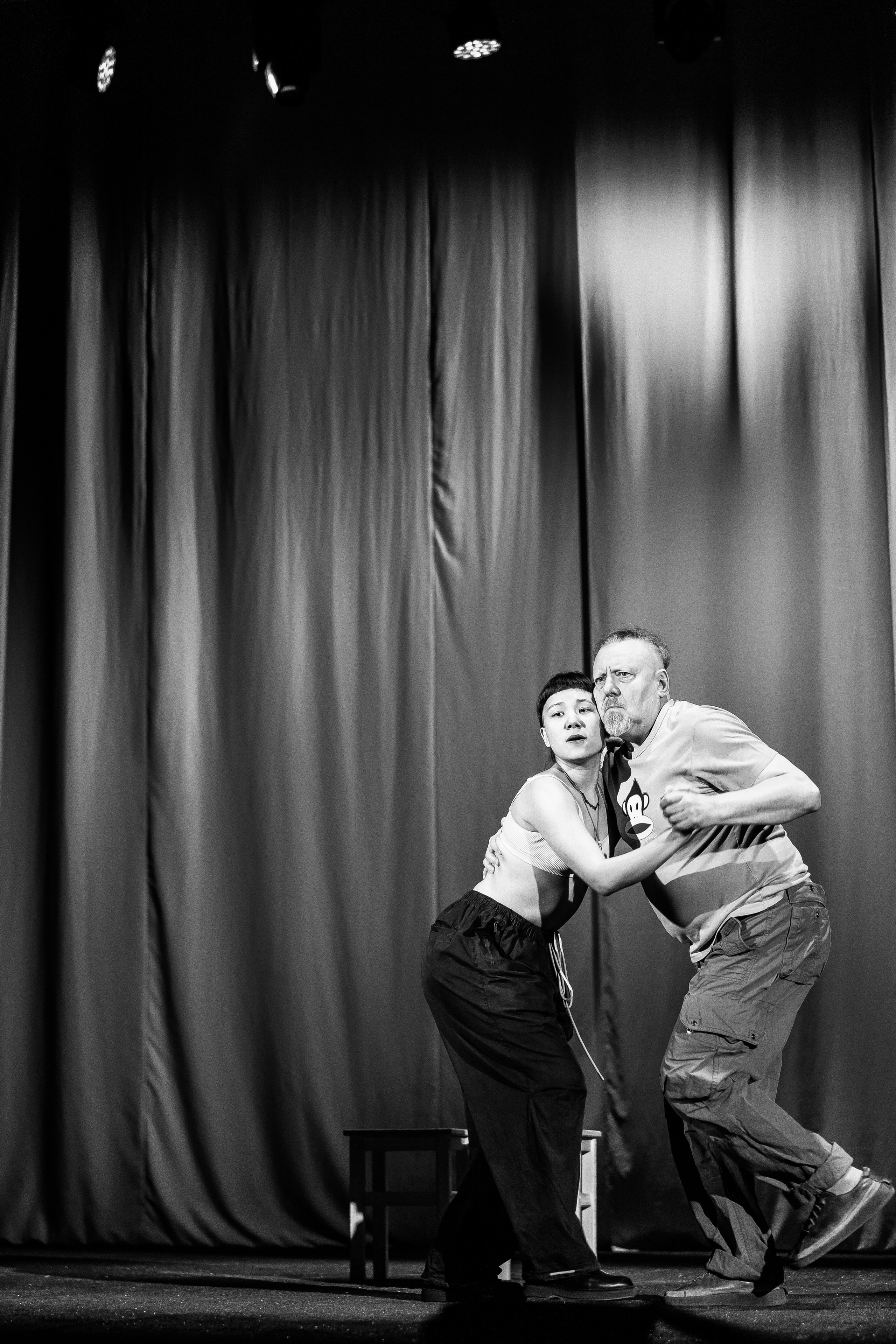 Спектакль Егора Дружинина «Всюду жизнь»