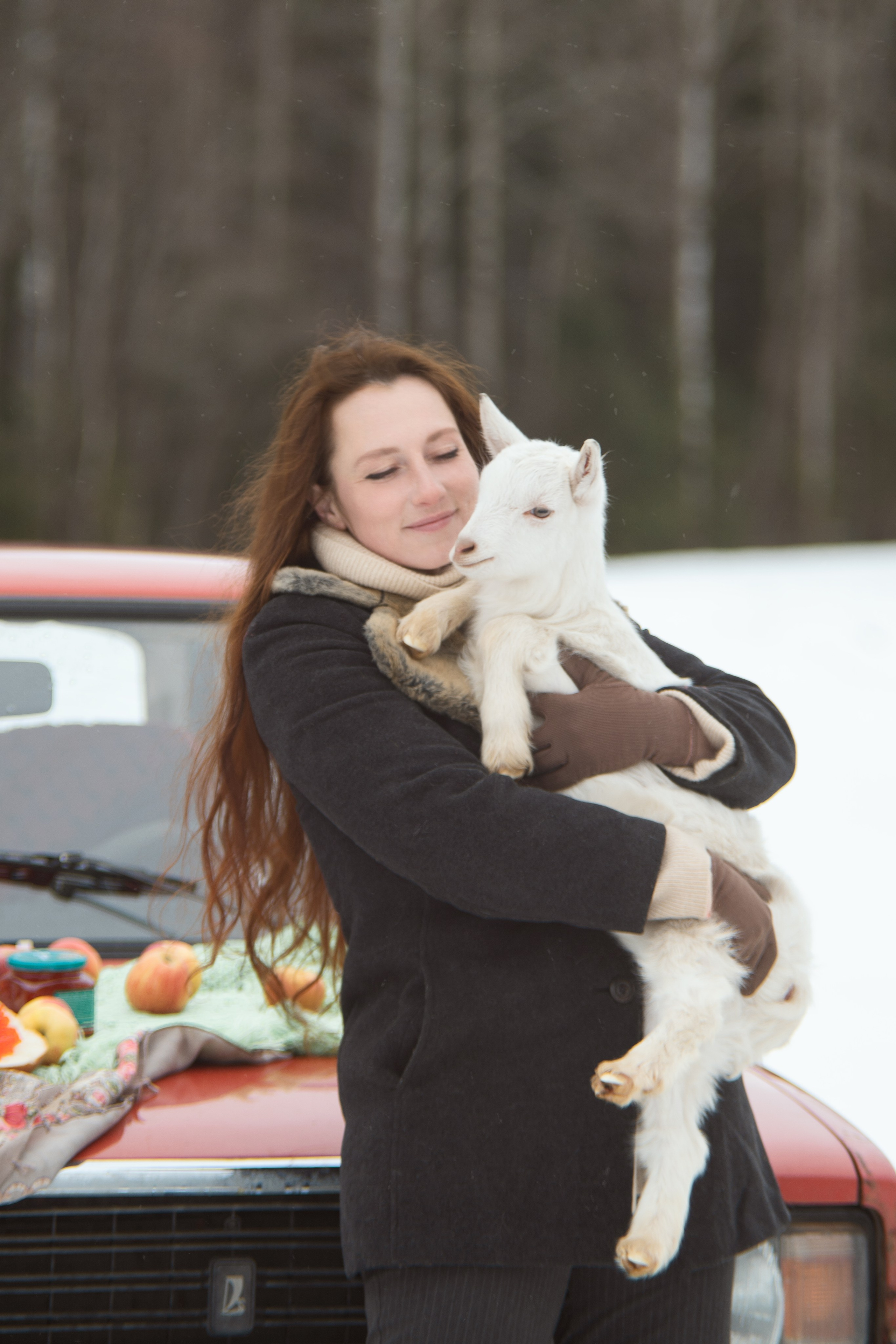 Анастасия и ее красный жигуль. Творческий фотограф Вологда