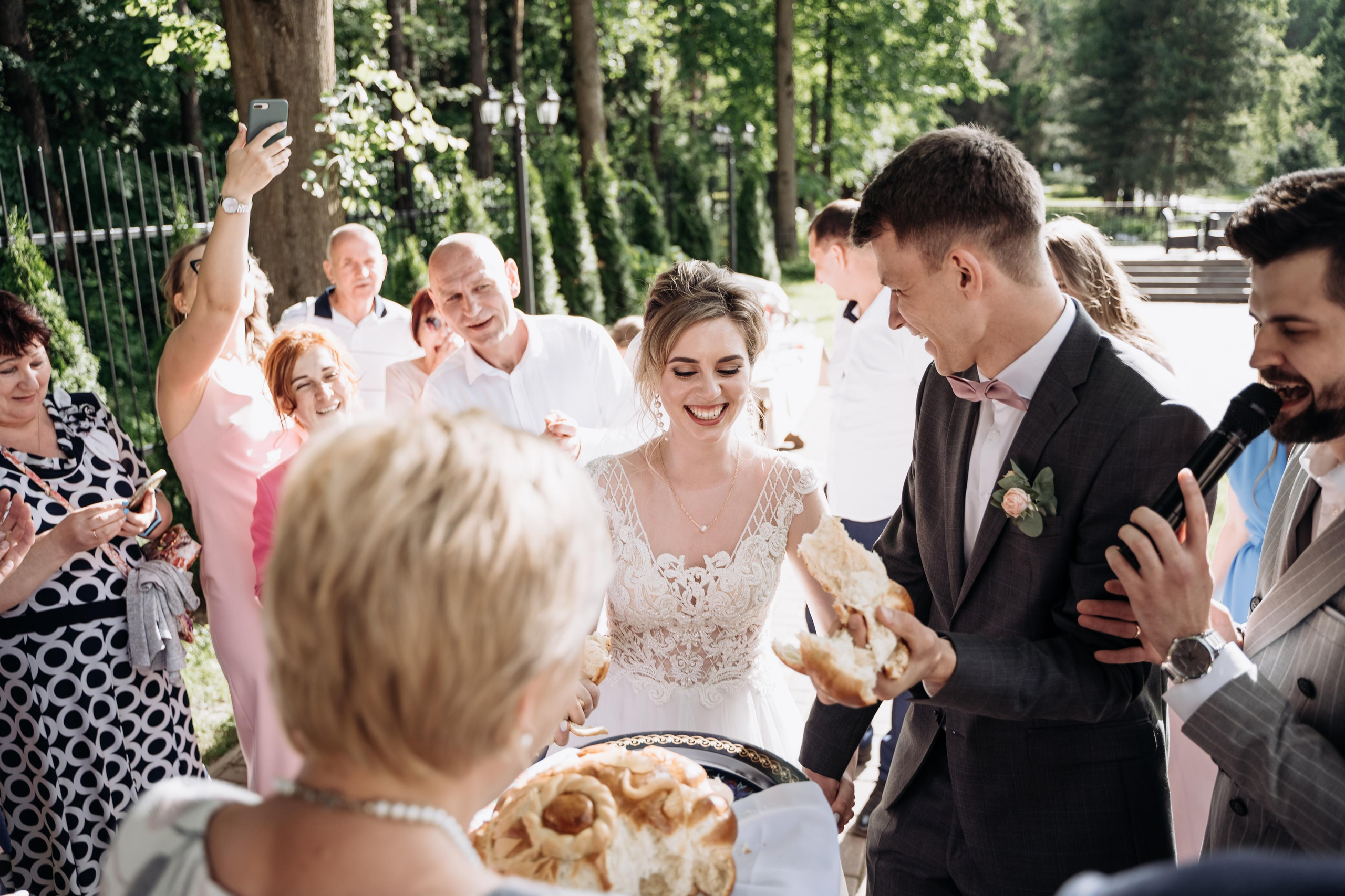 Свадебная фотосессия летом в Москве и Московской области