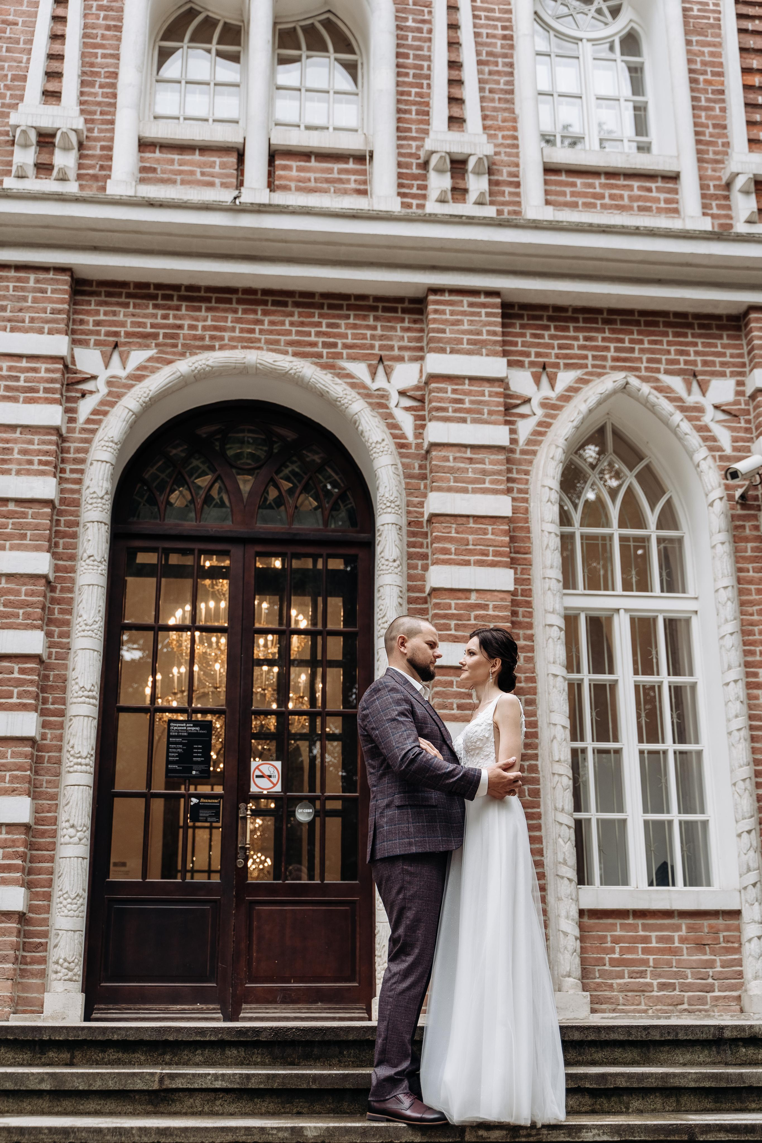 Свадебная фотосессия в парке Царицыно