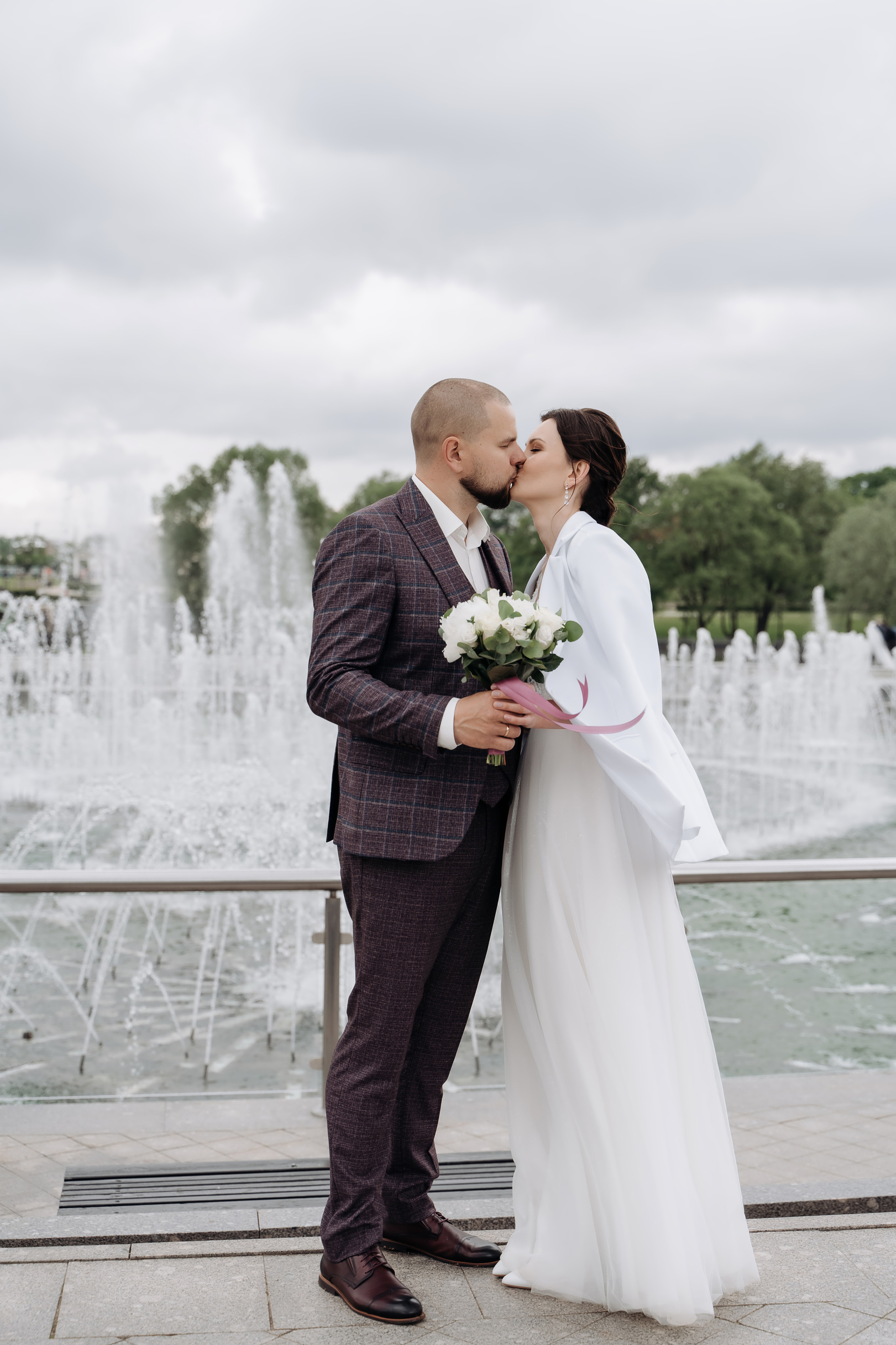 Свадебная фотосессия в парке Царицыно