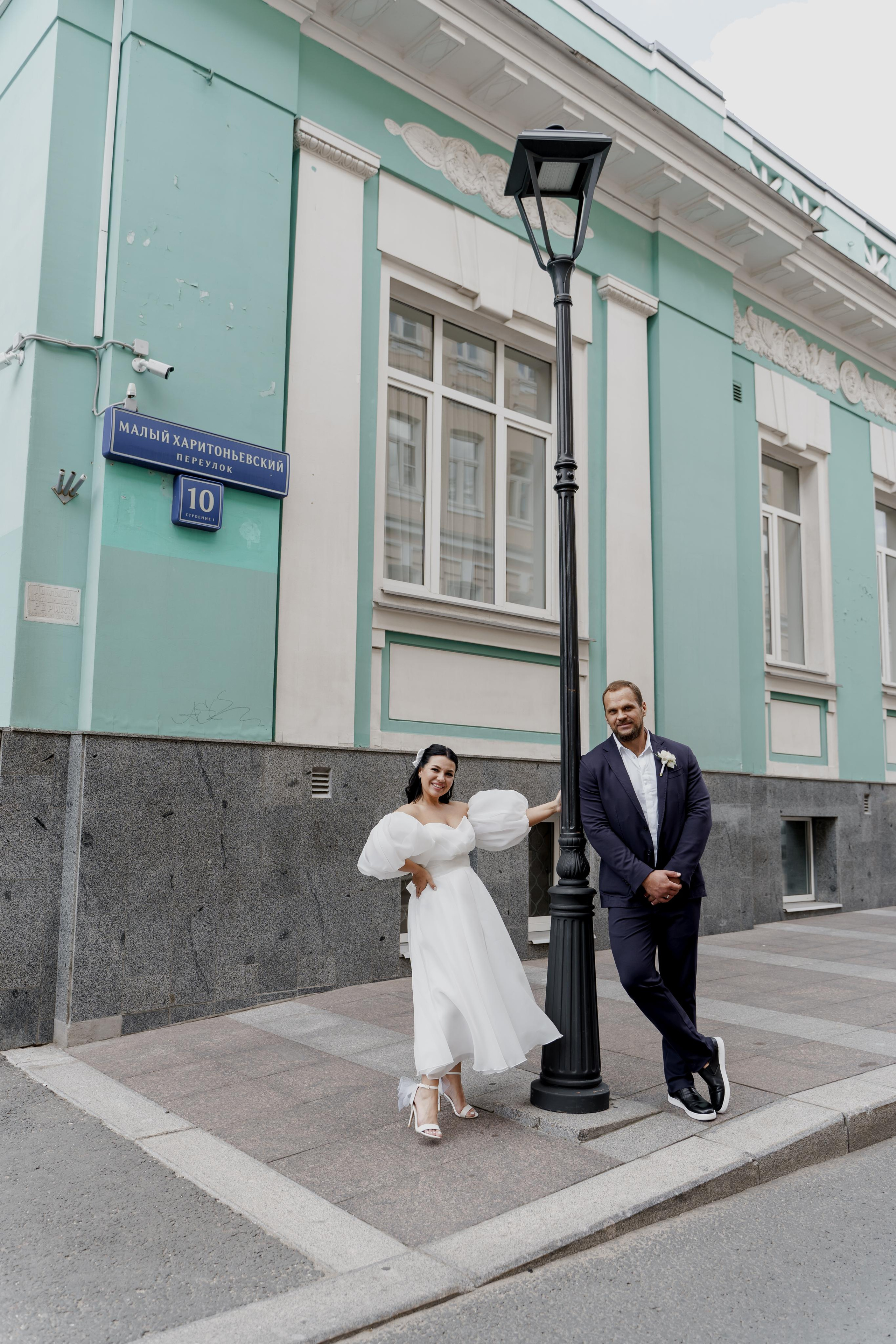 Свадебная фотосессия в Грибоедовском ЗАГСе.Индивидуальный и семейный фотограф в Москве и городе Видное. Свадебный фотограф в Москве. Свадебный фотограф в Московской области. Свадебная фотосессия 2023. Заказать свадебную фотосессию. Фотограф недорого. Красивые свадебные фотографии. Душевный фотограф. Фотограф Видное. Фотограф Домодедово. Фотограф Бутово. Фотограф Москва. Фотограф Царицыно. Свадебная фотосессия в Царицыно. Семейная фотосессия. Контент-фотосессия в Москве. Контент-фотограф. Визуал для эксперта.  