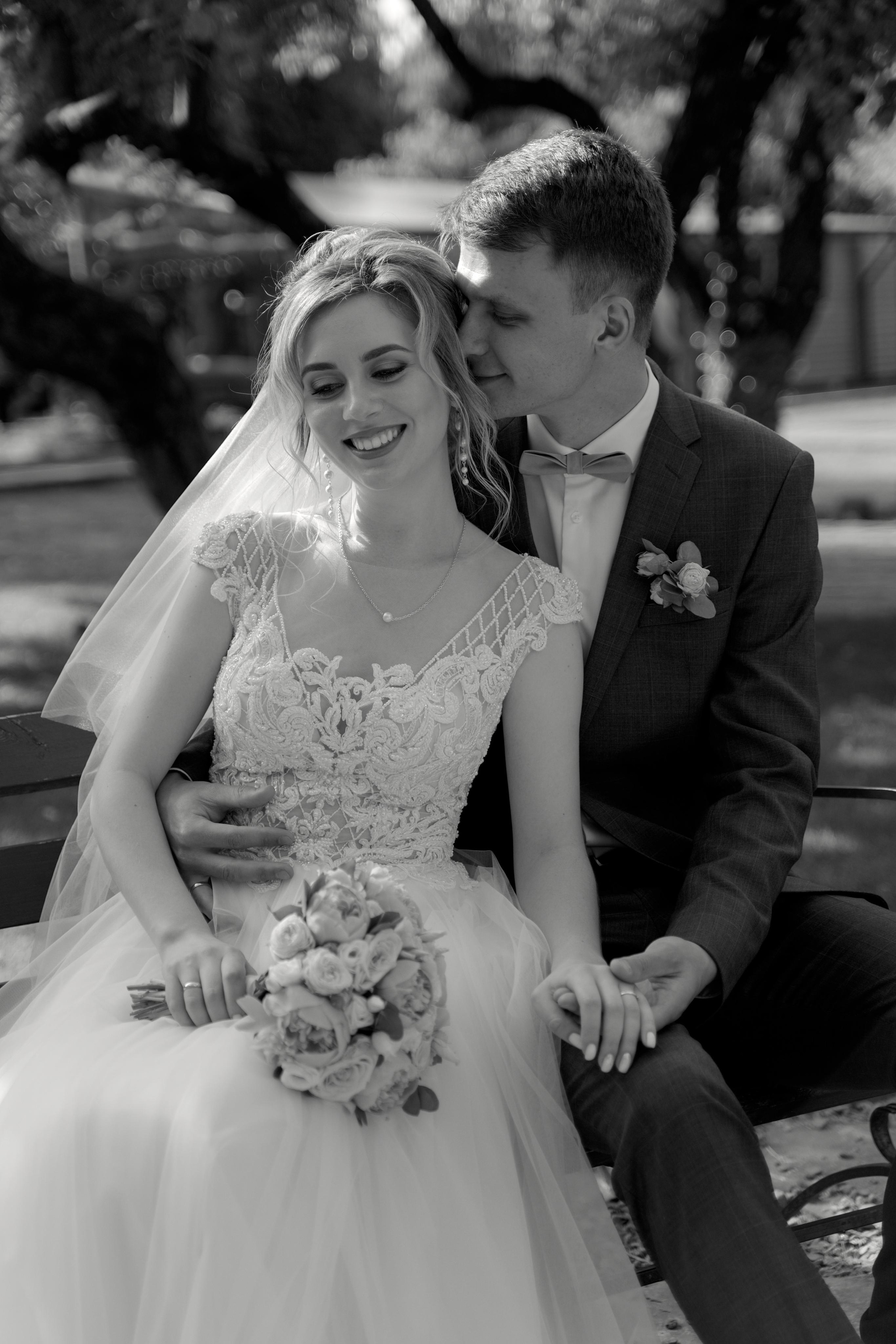 Свадебная фотосессия летом в Москве и Московской области