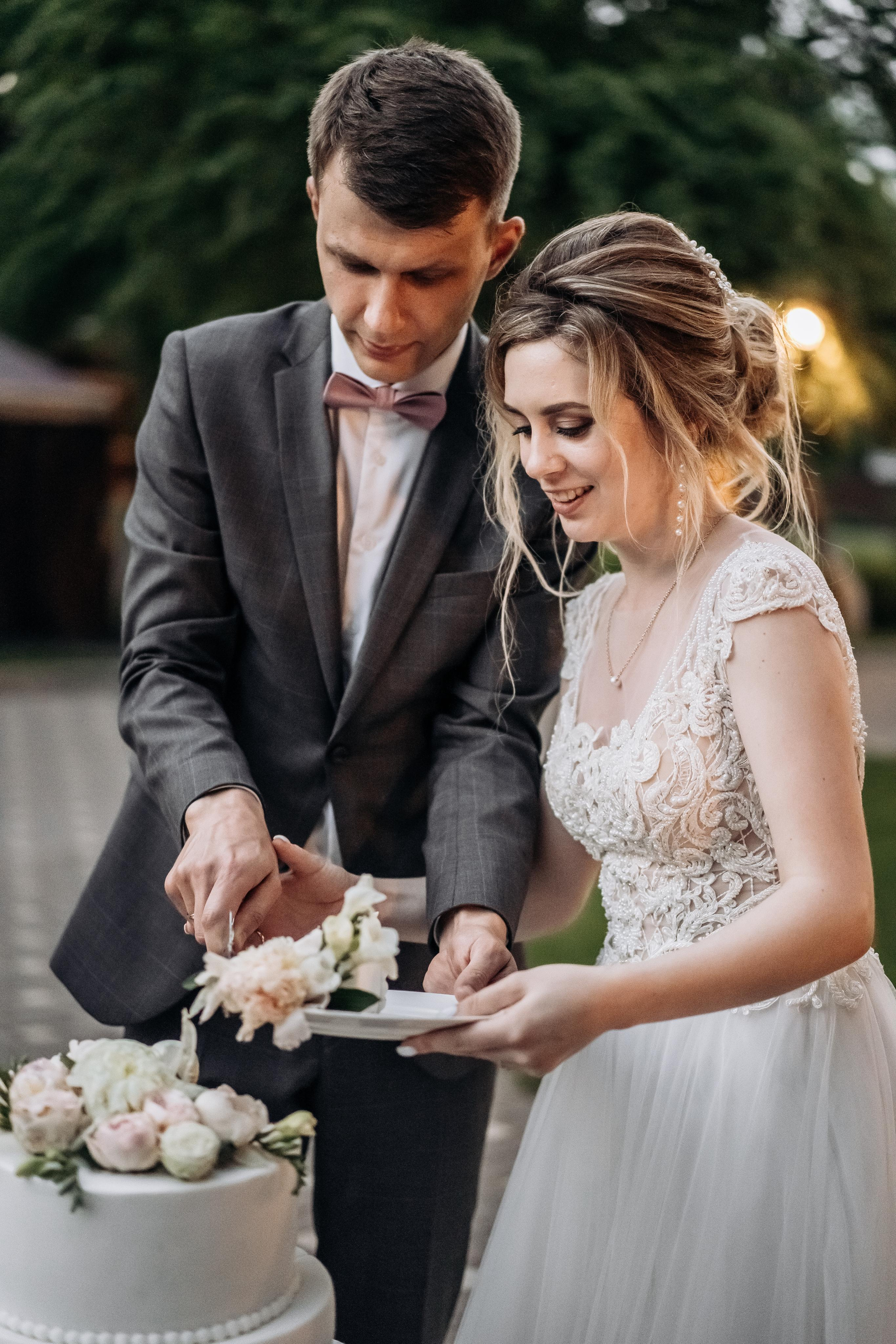 Свадебная фотосессия летом в Москве и Московской области