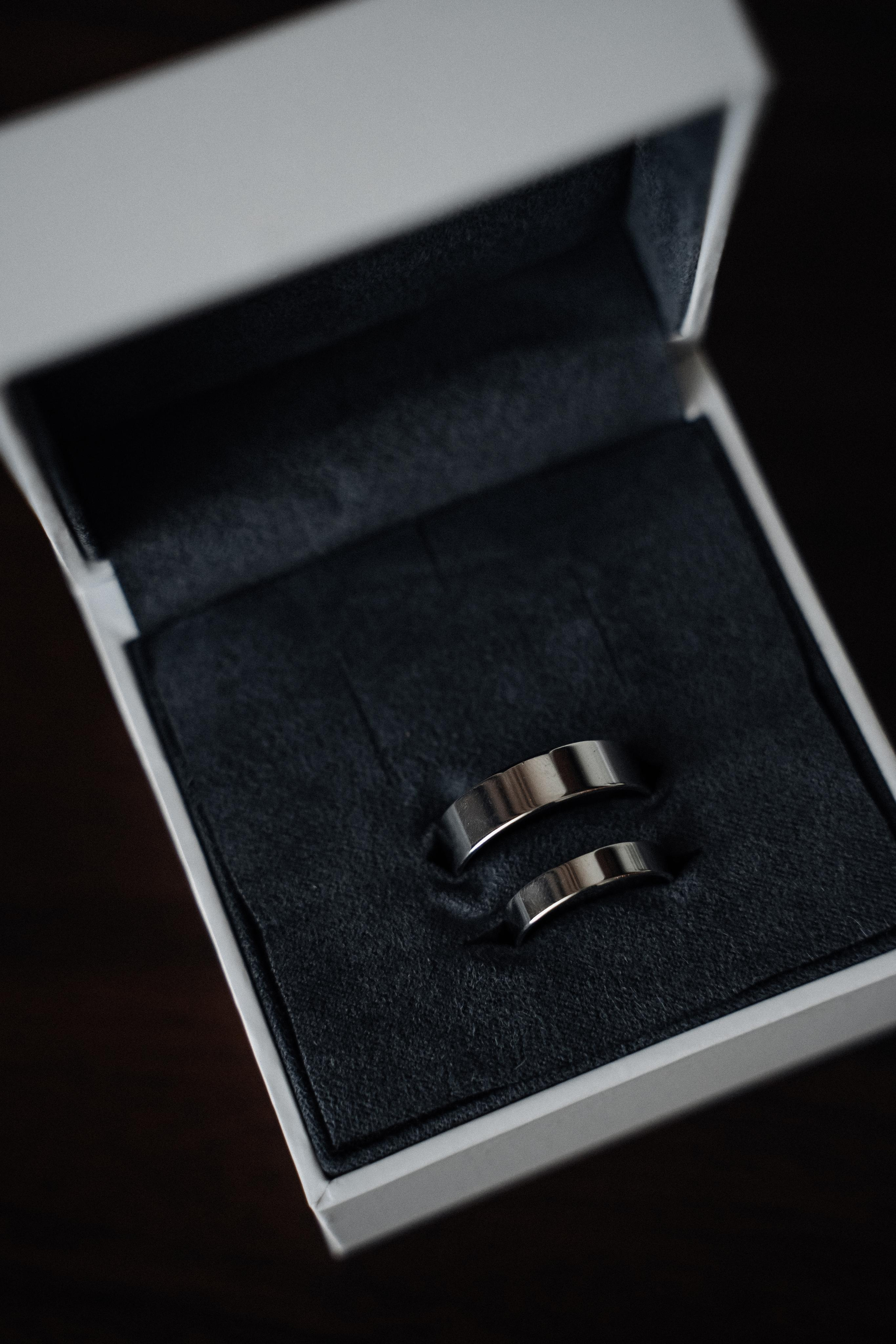 Свадебная фотосессия сборов жениха и невесты в номере отеля. Индивидуальный и семейный фотограф в Москве и городе Видное. Свадебный фотограф в Москве. Свадебный фотограф в Московской области. Свадебная фотосессия 2023. Заказать свадебную фотосессию. Фотограф недорого. Красивые свадебные фотографии. Душевный фотограф. Фотограф Видное. Фотограф Домодедово. Фотограф Бутово. Фотограф Москва. Фотограф Царицыно. Свадебная фотосессия в Царицыно. Семейная фотосессия. Контент-фотосессия в Москве. Контент-фотограф. Визуал для эксперта. 