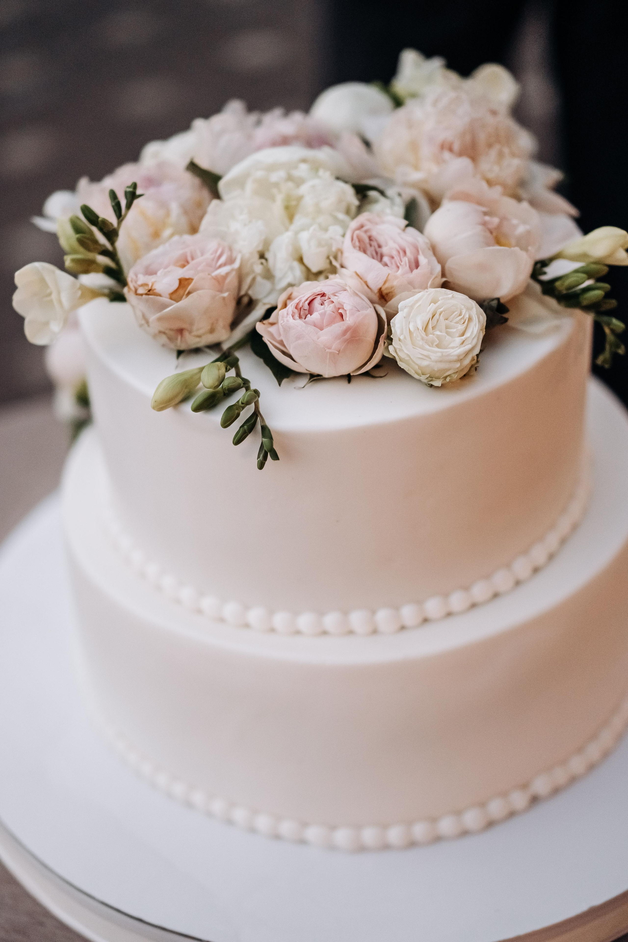 Свадебная фотосессия летом в Москве и Московской области