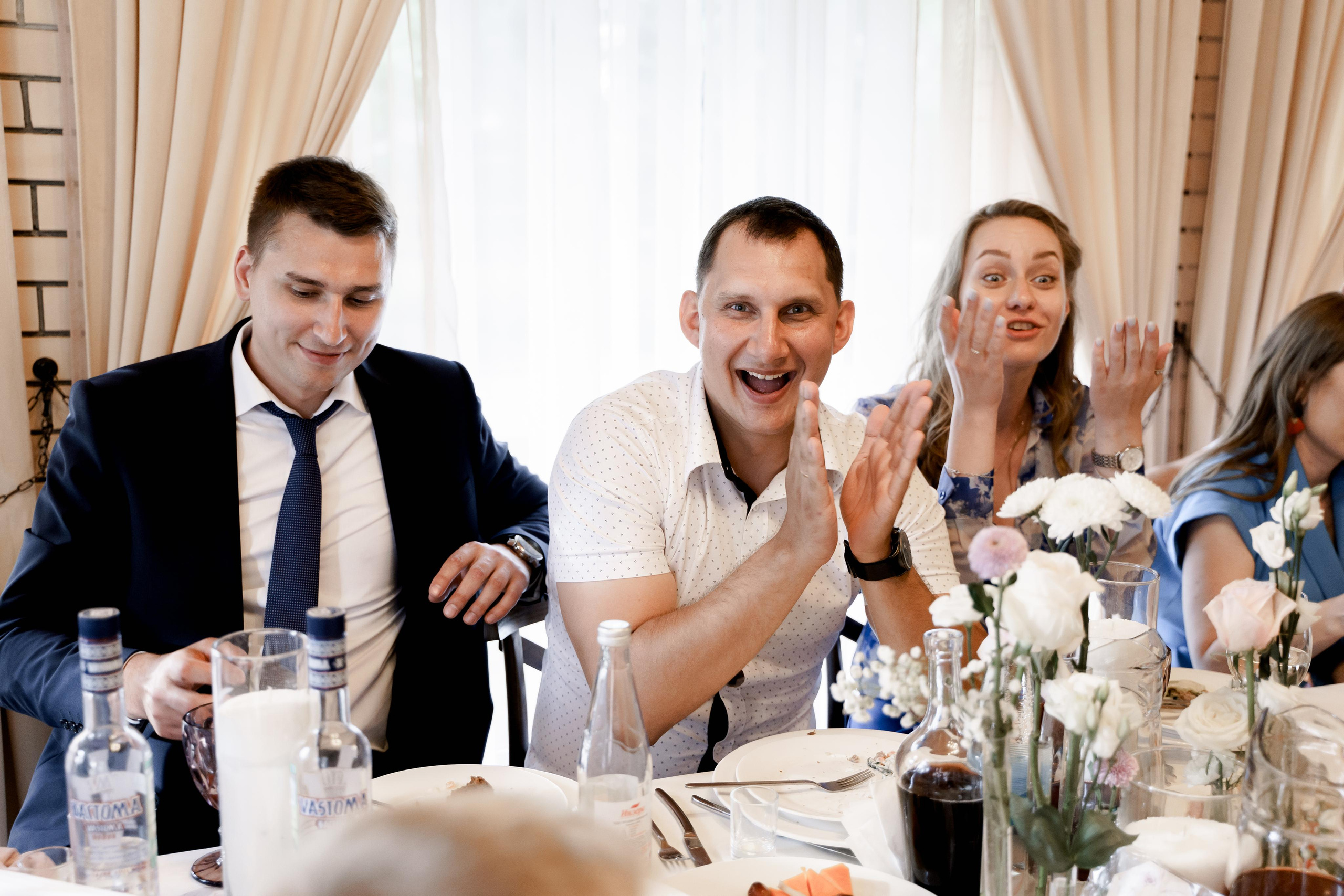 Свадебная фотосессия летом в Москве и Московской области