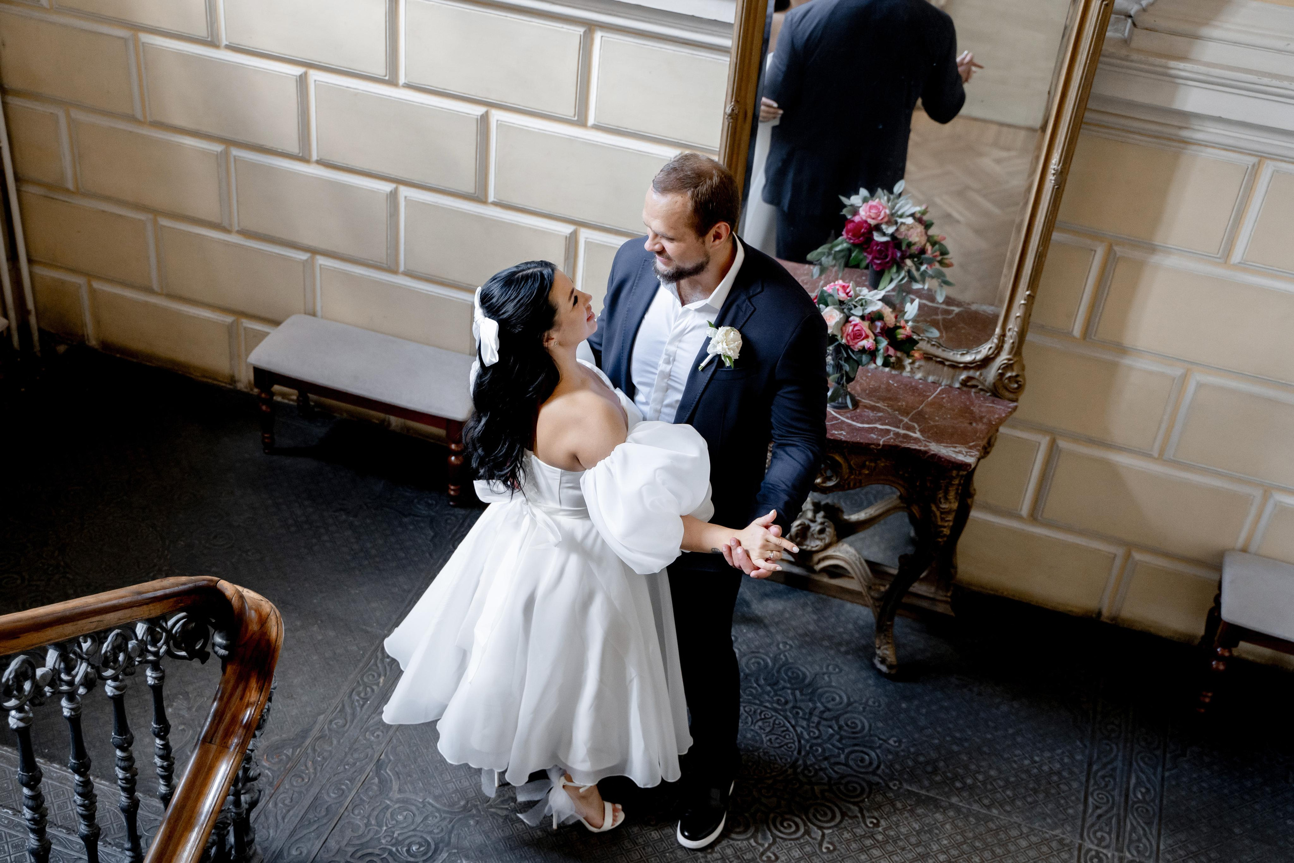 Свадебная фотосессия в библиотеке Пушкина