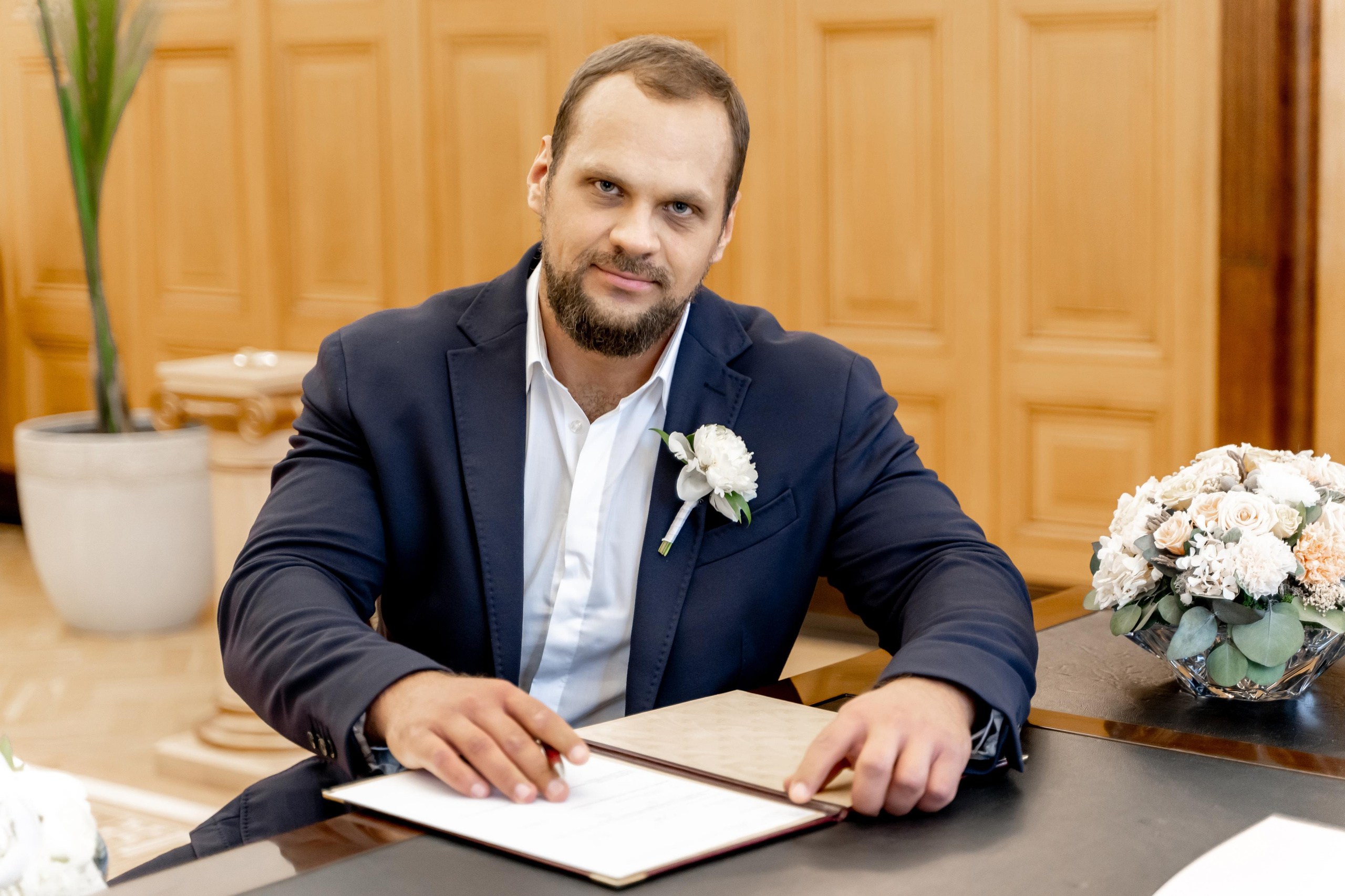 Свадебная фотосессия в Грибоедовском ЗАГСе