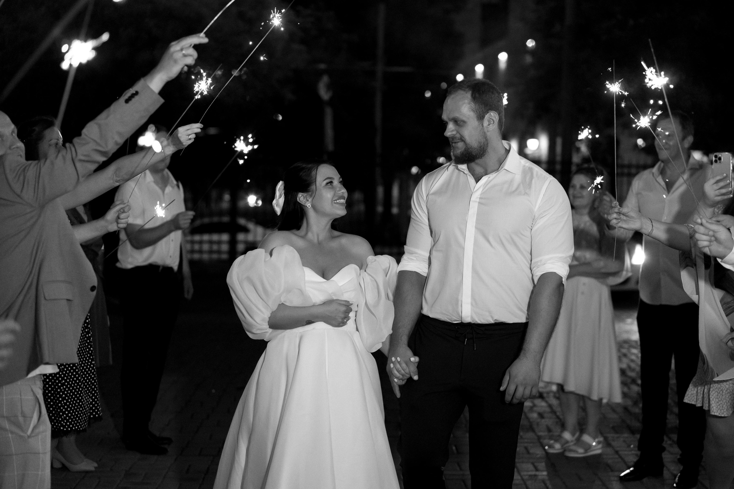 Свадебная фотосессия. Бенгальские огни