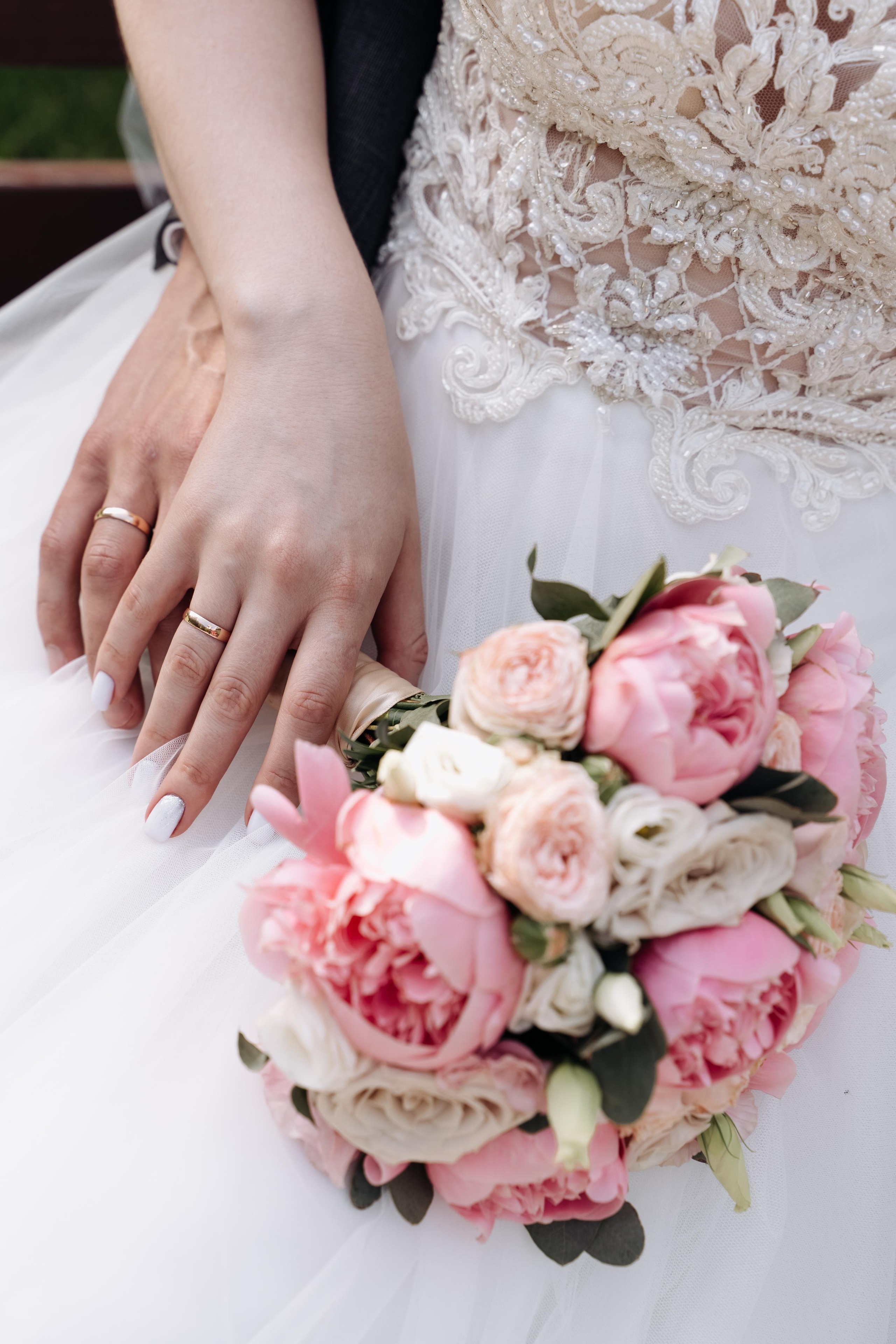 Свадебная фотосессия летом в Москве и Московской области