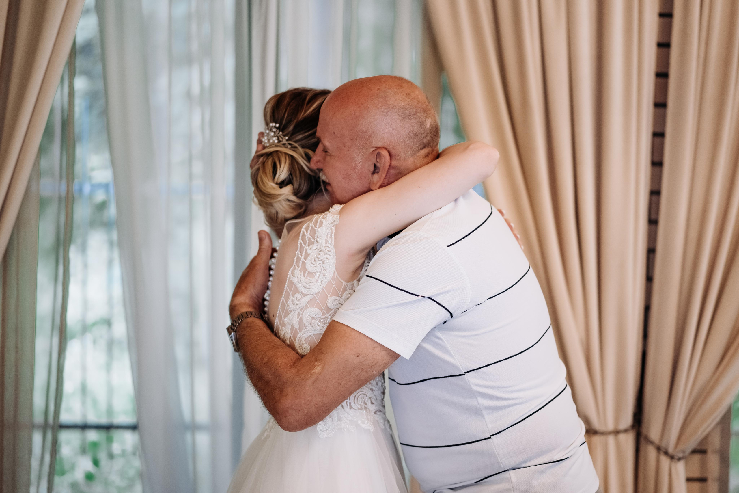 Свадебная фотосессия летом в Москве и Московской области