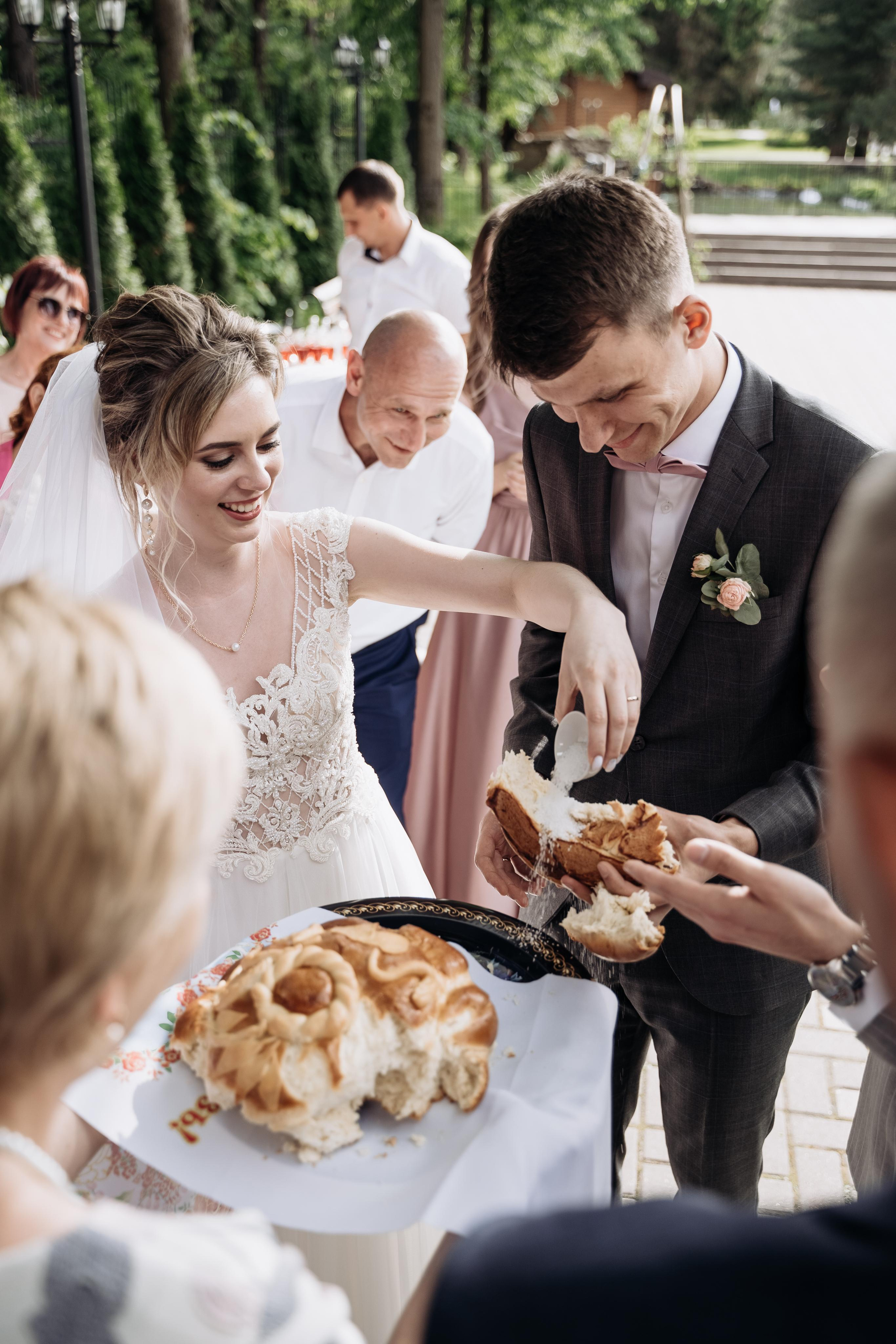 Свадебная фотосессия летом в Москве и Московской области