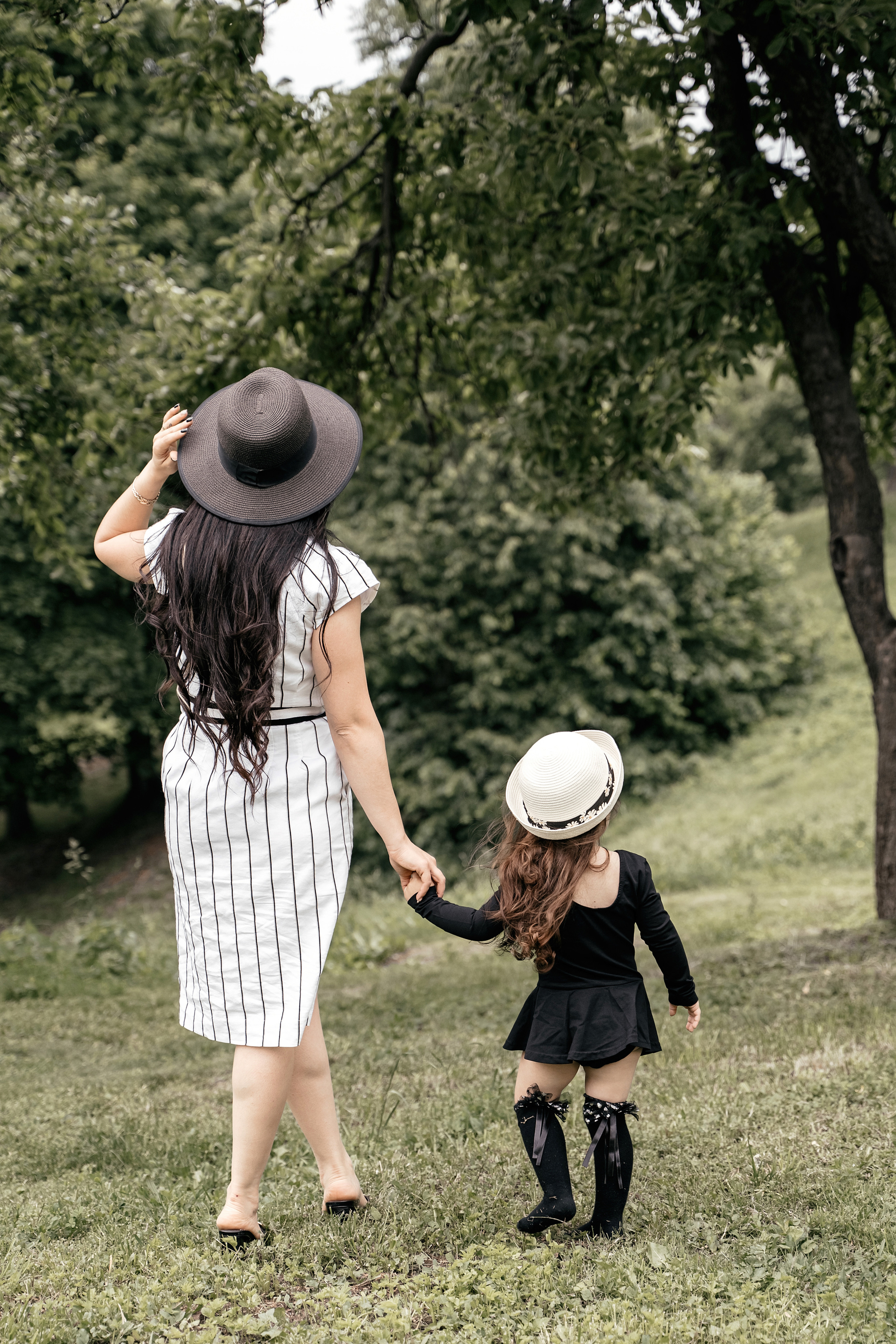 Домашняя семейная фотосессия в Москве, Домодедово, Видное, Бутово, Щербинка. Семейный фотограф Москва и Московская область. Семейная фотосессия на природе. Фотосессия детского праздника. Фотосессия юбилея. Фотосессия в день рождения. Фотограф на годик ребенку. Детский фотограф. Фоторепортаж семейного праздника. Детский фотограф Москва.