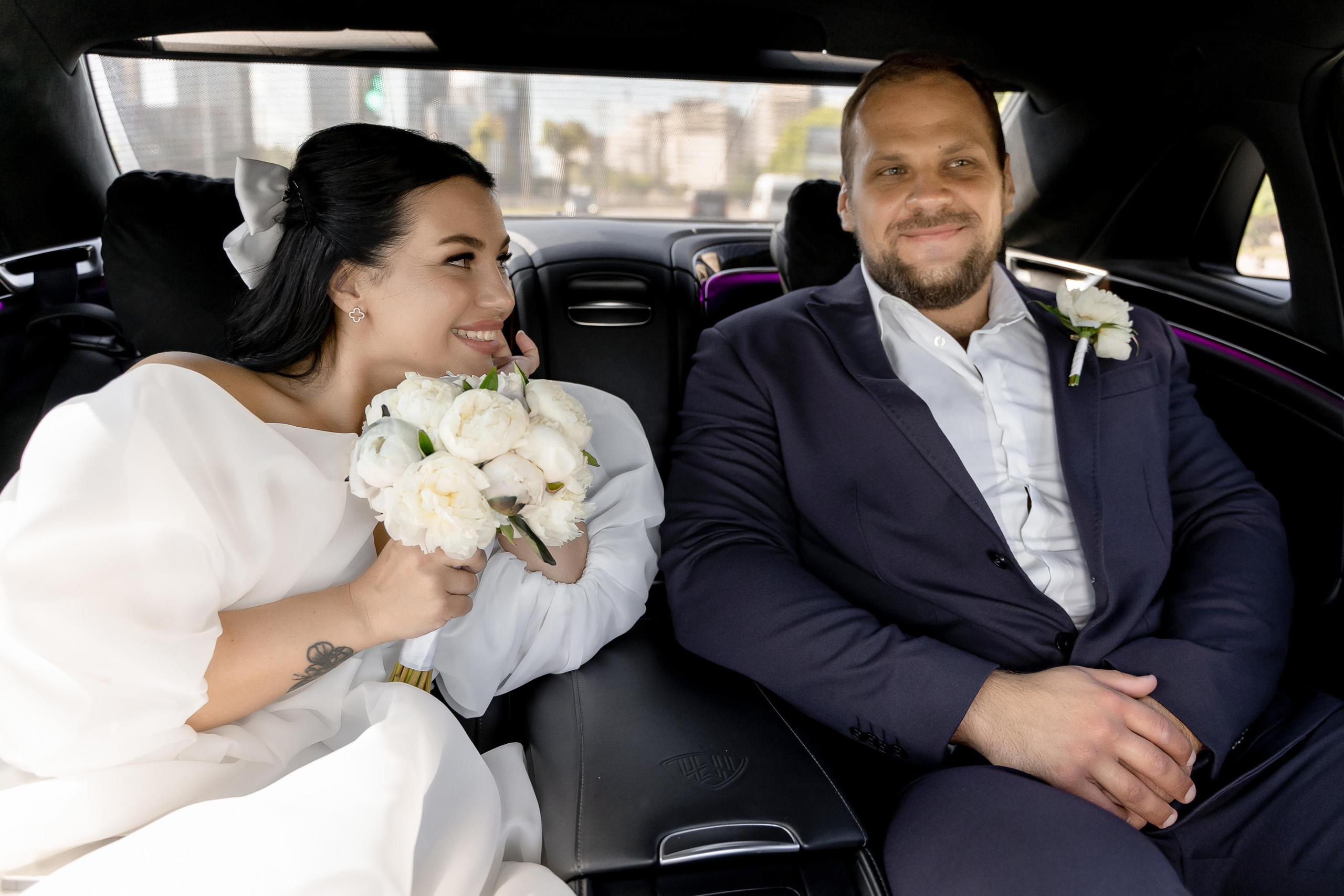 Свадебная фотосессия в Грибоедовском ЗАГСе. Индивидуальный и семейный фотограф в Москве и городе Видное. Свадебный фотограф в Москве. Свадебный фотограф в Московской области. Свадебная фотосессия 2023. Заказать свадебную фотосессию. Фотограф недорого. Красивые свадебные фотографии. Душевный фотограф. Фотограф Видное. Фотограф Домодедово. Фотограф Бутово. Фотограф Москва. Фотограф Царицыно. Свадебная фотосессия в Царицыно. Семейная фотосессия. Контент-фотосессия в Москве. Контент-фотограф. Визуал для эксперта. 