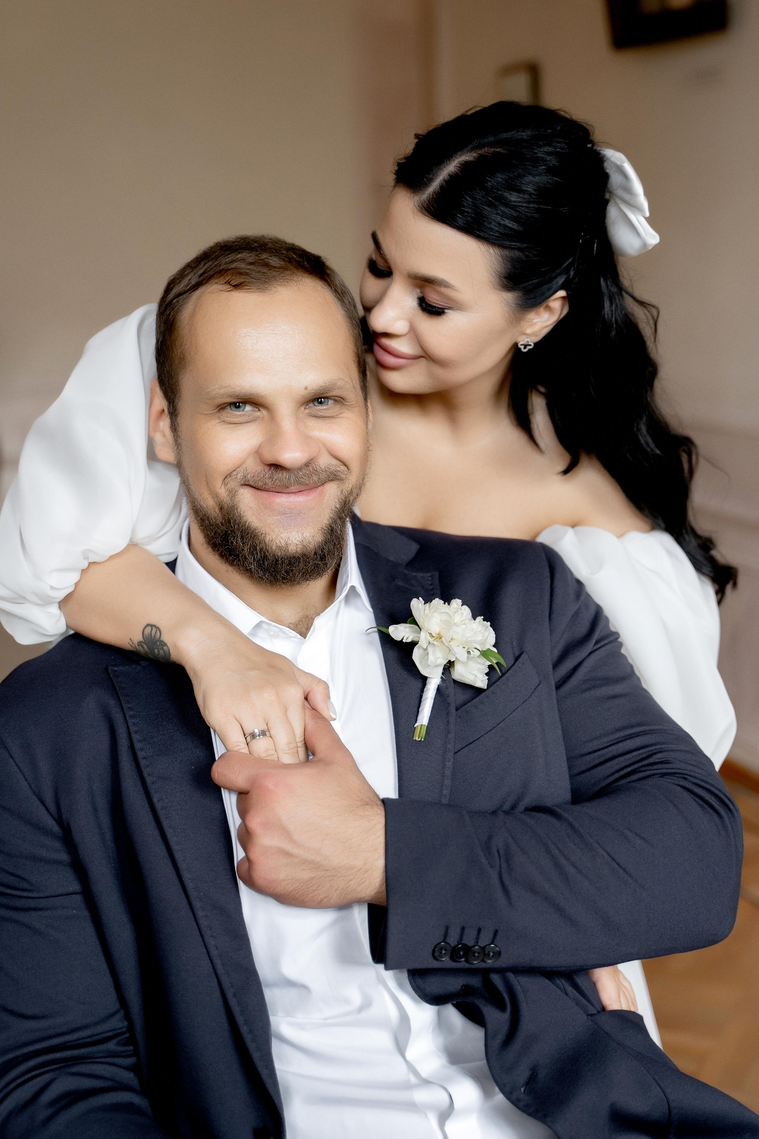 Свадебная фотосессия в библиотеке Пушкина