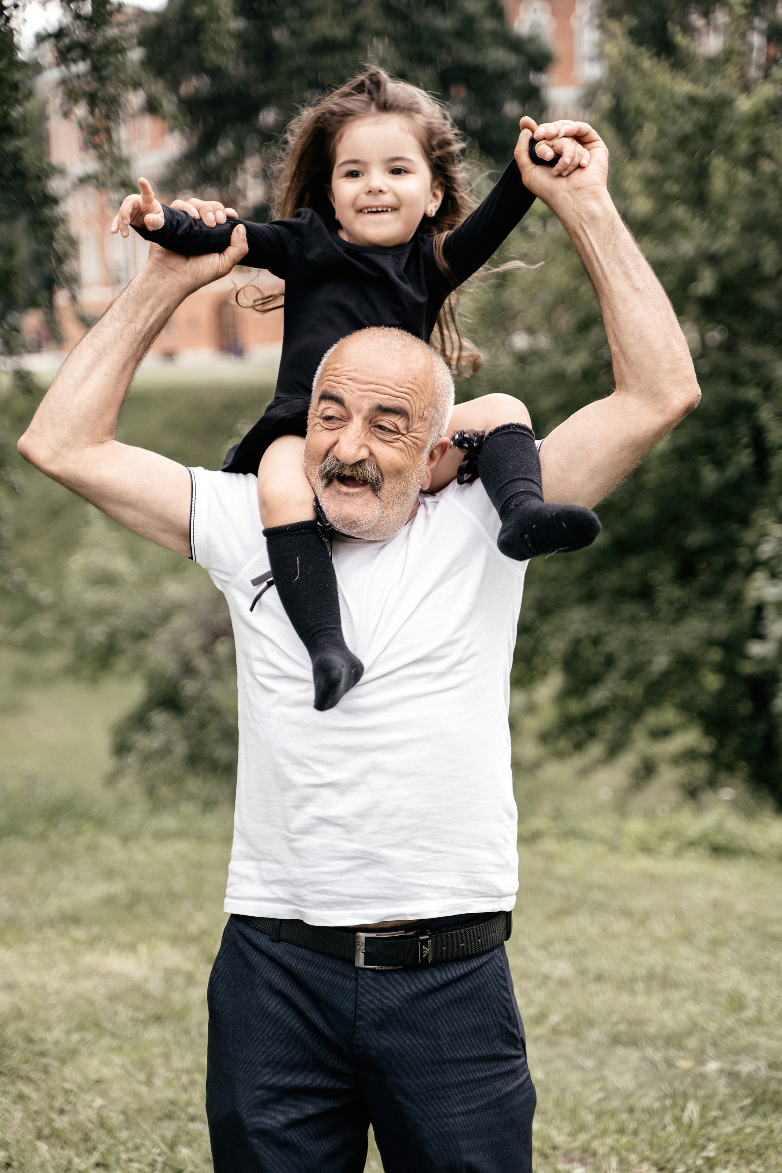 Домашняя семейная фотосессия в Москве, Домодедово, Видное, Бутово, Щербинка. Семейный фотограф Москва и Московская область. Семейная фотосессия на природе. Фотосессия детского праздника. Фотосессия юбилея. Фотосессия в день рождения. Фотограф на годик ребенку. Детский фотограф. Фоторепортаж семейного праздника. Детский фотограф Москва.