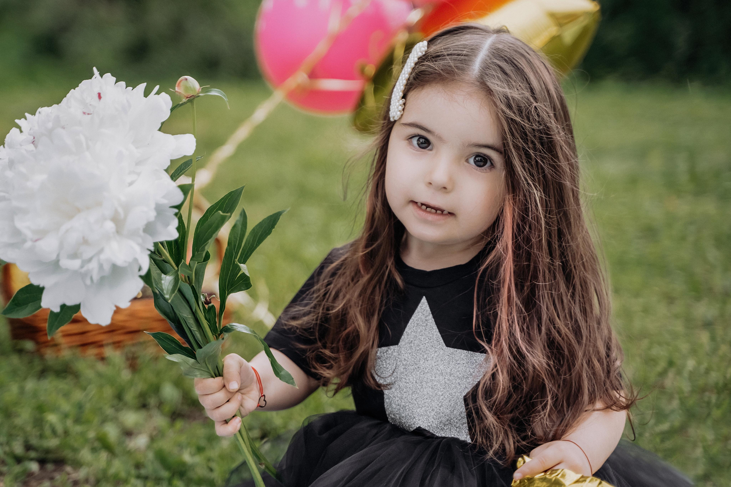 Фотограф на детский день рождения в Москве. Детский фотограф в Москве. Детский фотограф в Видном. День рождения. Фотосессия в день рождения. Семейная фотосессия. Контент-фотосессия. Душевный фотограф. Стильная детская фотосессия. 