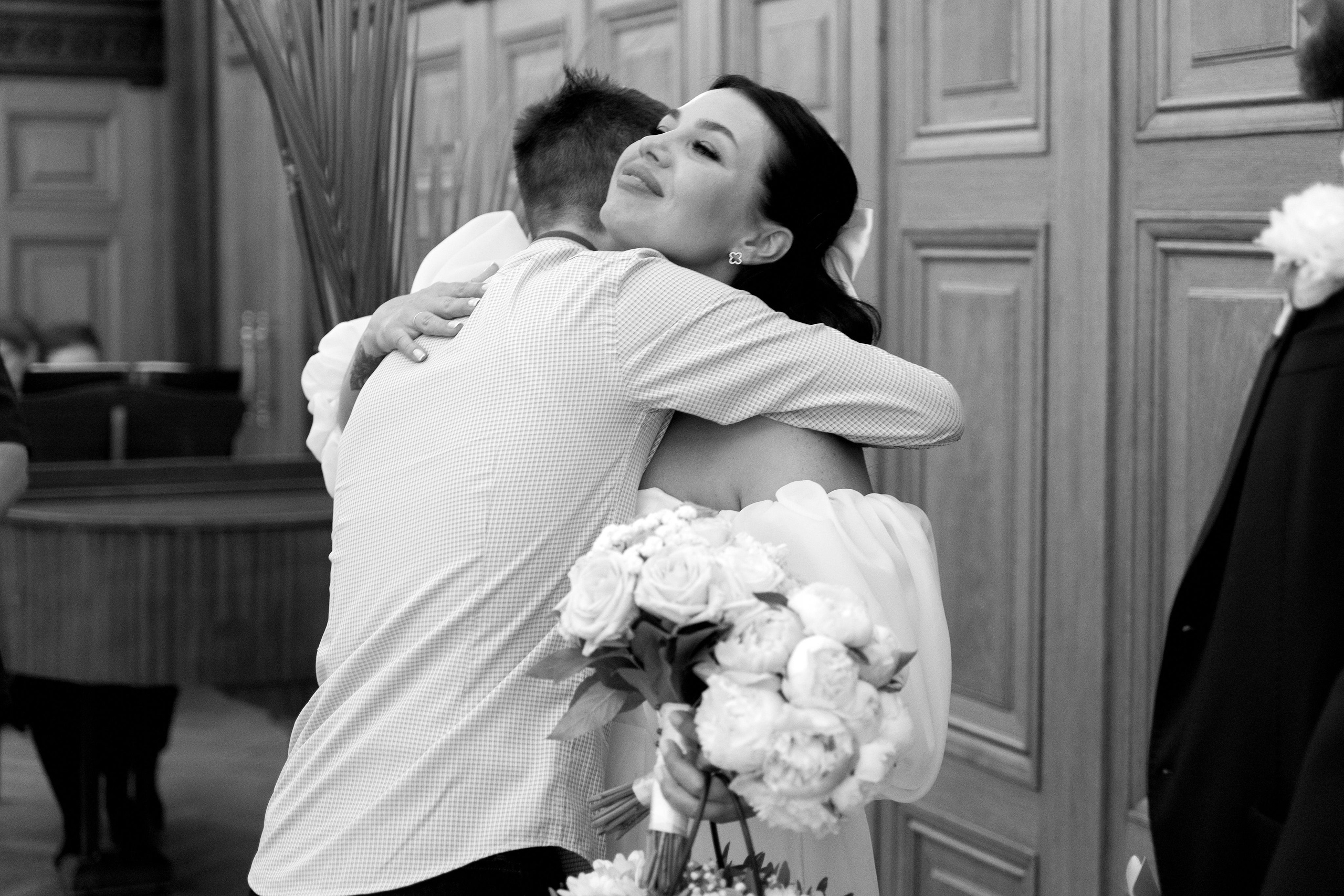 Свадебная фотосессия в Грибоедовском ЗАГСе