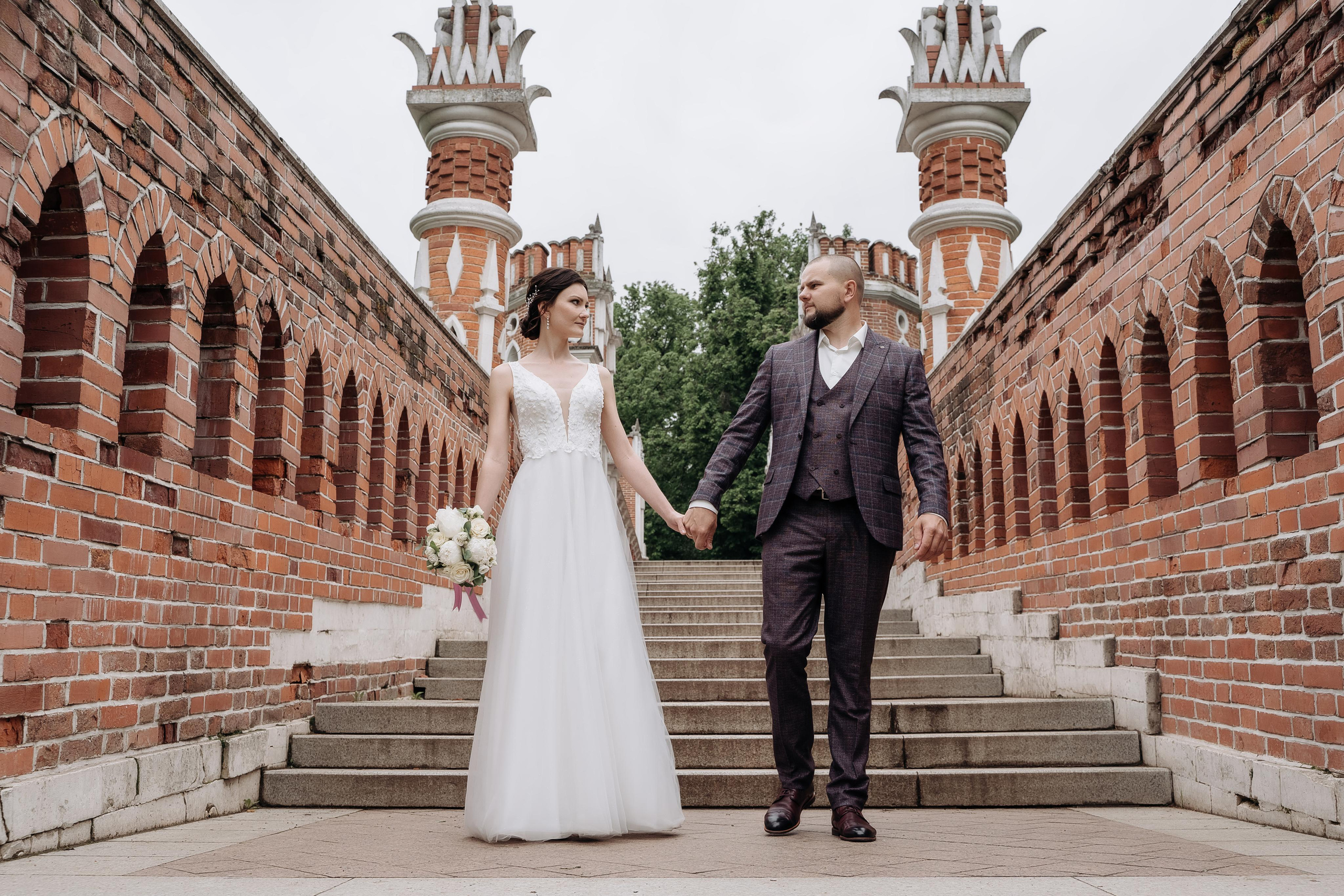 Свадебная фотосессия в парке Царицыно