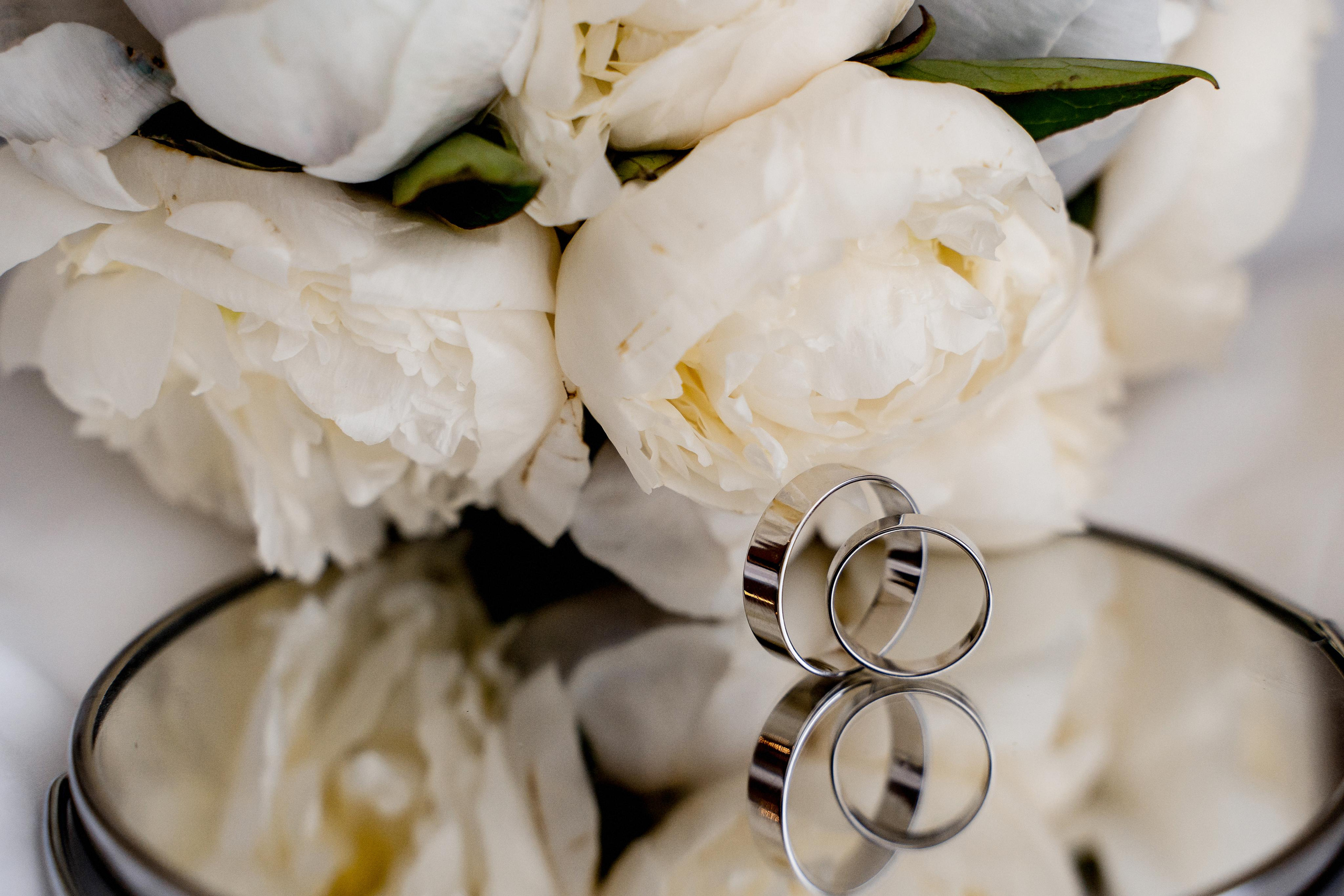 Свадебная фотосессия сборов жениха и невесты в номере отеля. Индивидуальный и семейный фотограф в Москве и городе Видное. Свадебный фотограф в Москве. Свадебный фотограф в Московской области. Свадебная фотосессия 2023. Заказать свадебную фотосессию. Фотограф недорого. Красивые свадебные фотографии. Душевный фотограф. Фотограф Видное. Фотограф Домодедово. Фотограф Бутово. Фотограф Москва. Фотограф Царицыно. Свадебная фотосессия в Царицыно. Семейная фотосессия. Контент-фотосессия в Москве. Контент-фотограф. Визуал для эксперта. 