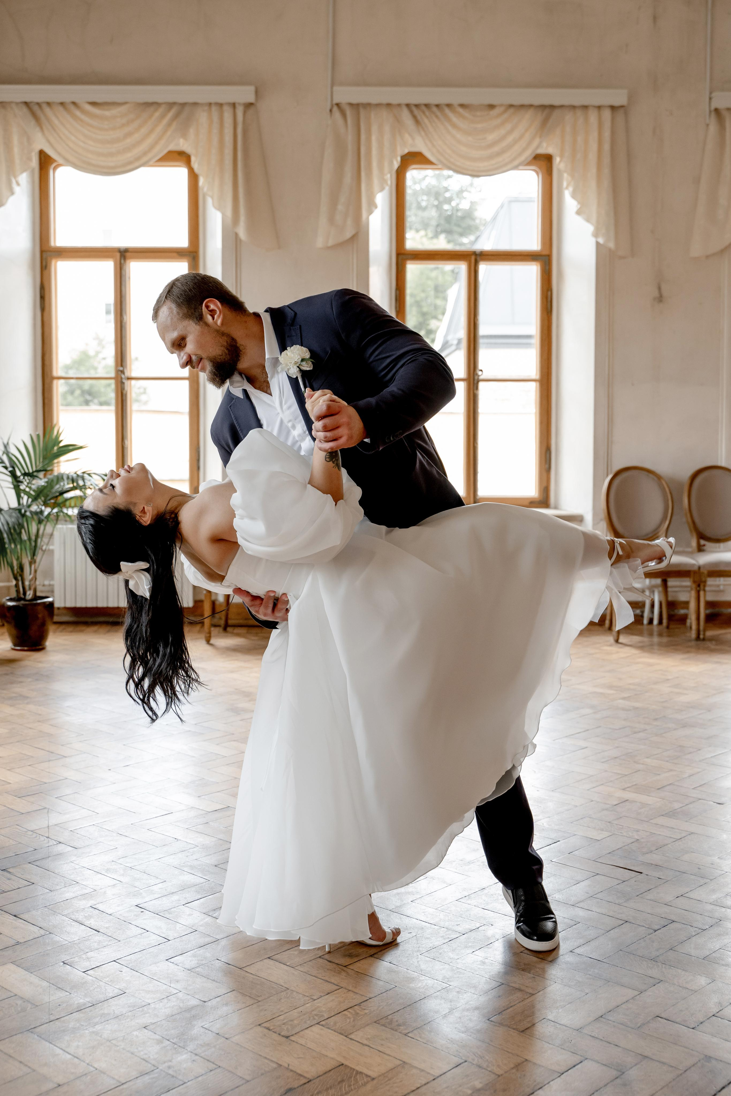 Свадебная фотосессия в библиотеке Пушкина