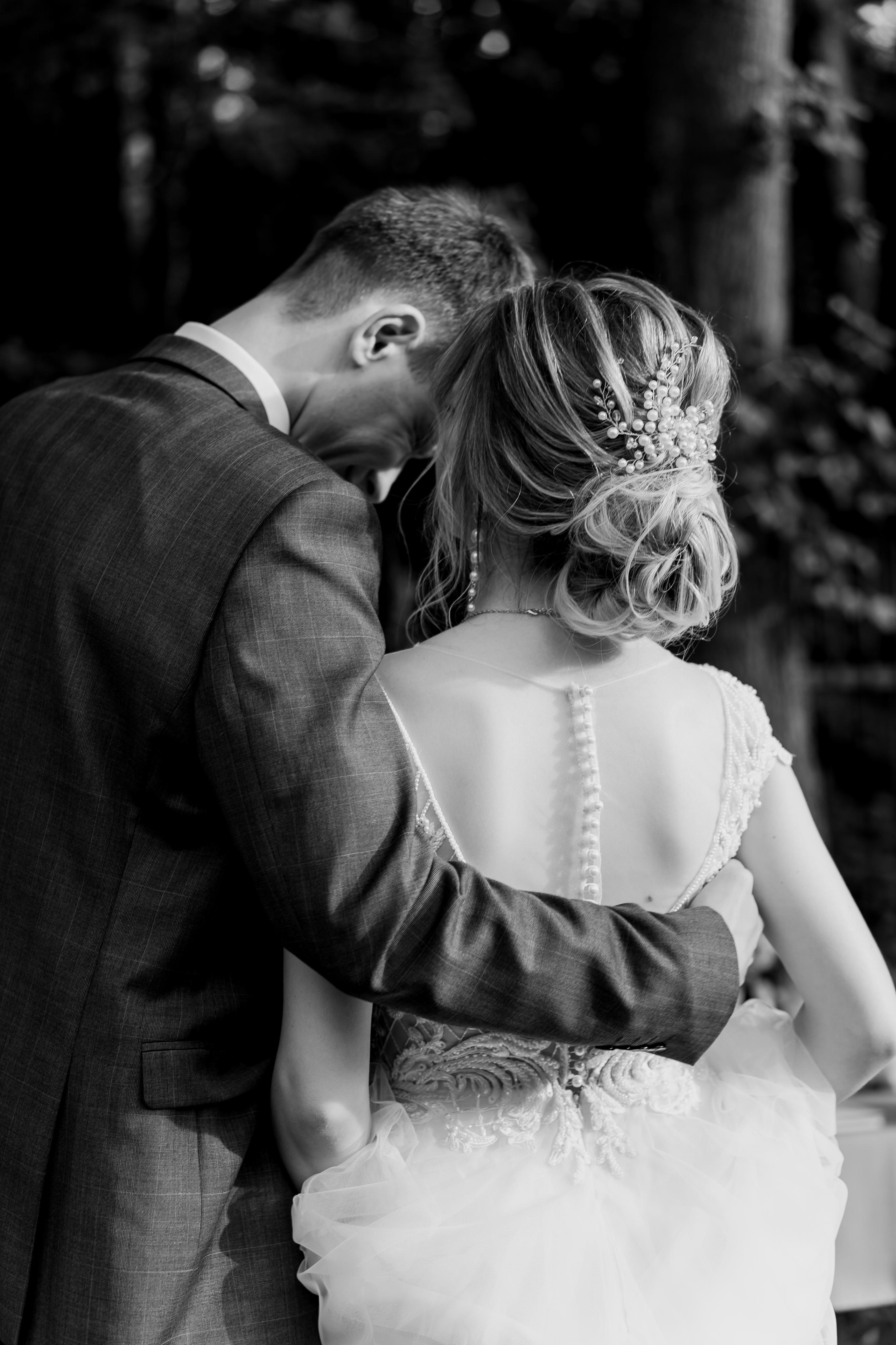 Свадебная фотосессия летом в Москве и Московской области. Индивидуальный и семейный фотограф в Москве и городе Видное. Свадебный фотограф в Москве. Свадебный фотограф в Московской области. Свадебная фотосессия 2023. Заказать свадебную фотосессию. Фотограф недорого. Красивые свадебные фотографии. Душевный фотограф. Фотограф Видное. Фотограф Домодедово. Фотограф Бутово. Фотограф Москва. Фотограф Царицыно. Свадебная фотосессия в Царицыно. Семейная фотосессия. Контент-фотосессия в Москве. Контент-фотограф. Визуал для эксперта. 