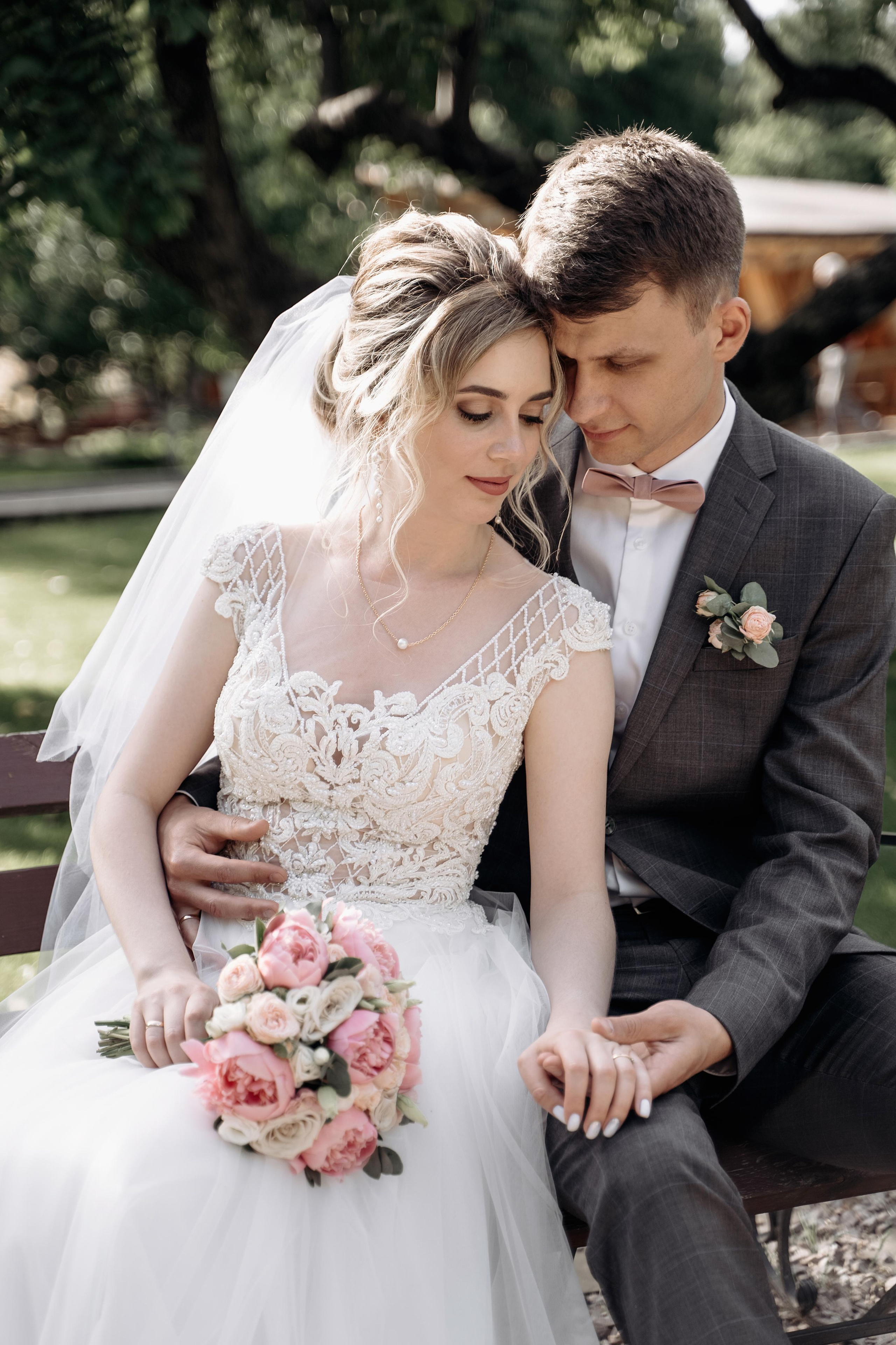 Свадебная фотосессия летом в Москве и Московской области. Индивидуальный и семейный фотограф в Москве и городе Видное. Свадебный фотограф в Москве. Свадебный фотограф в Московской области. Свадебная фотосессия 2023. Заказать свадебную фотосессию. Фотограф недорого. Красивые свадебные фотографии. Душевный фотограф. Фотограф Видное. Фотограф Домодедово. Фотограф Бутово. Фотограф Москва. Фотограф Царицыно. Свадебная фотосессия в Царицыно. Семейная фотосессия. Контент-фотосессия в Москве. Контент-фотограф. Визуал для эксперта. 