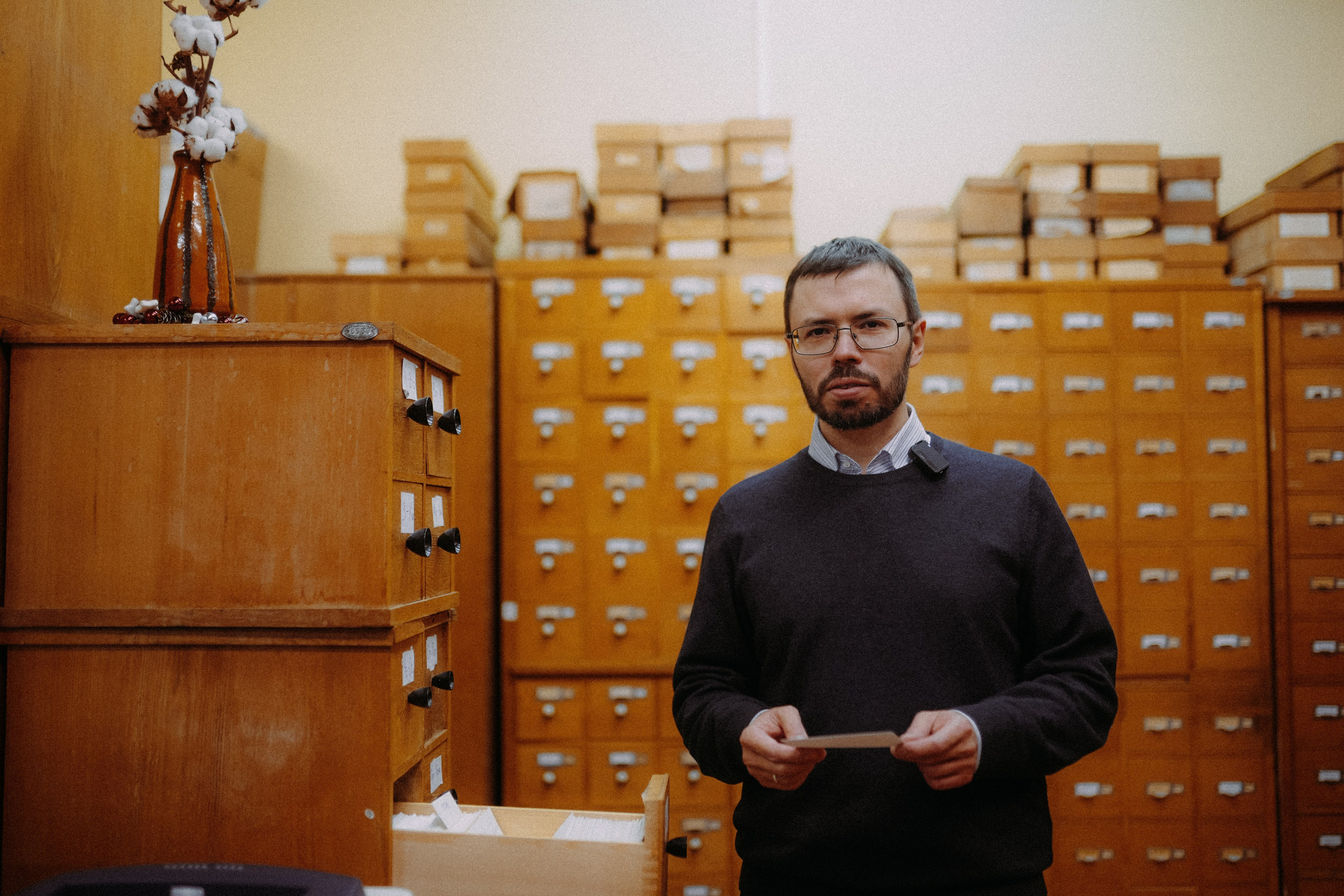 ЛИКИ НАУКИ. Стрит-фотография, полная абсурда, идиотизма и красоты