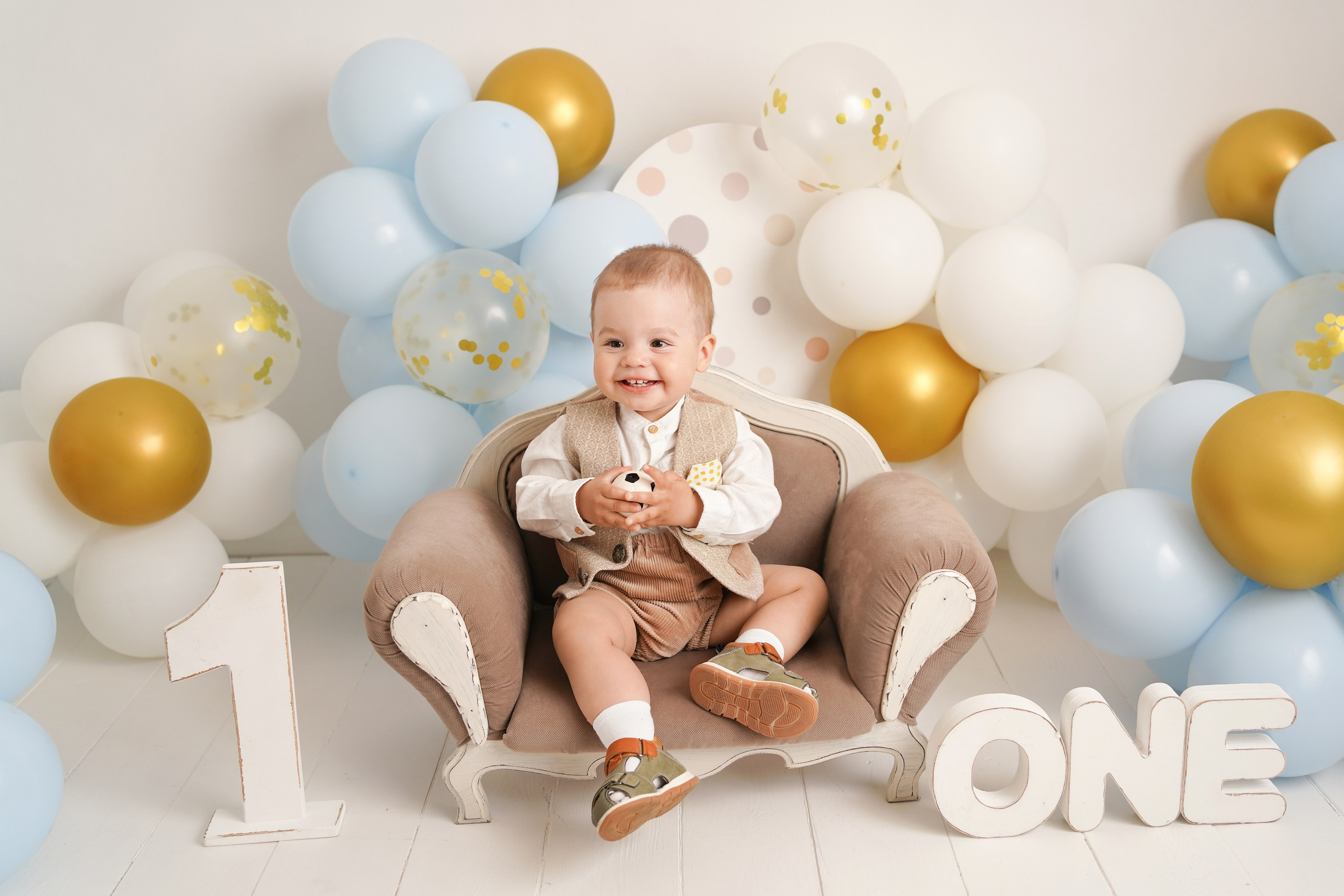 Детская фотосессия Первый годик для мальчиков. Детский фотограф и фотограф новорожденных в Калининград Оксана Иваний