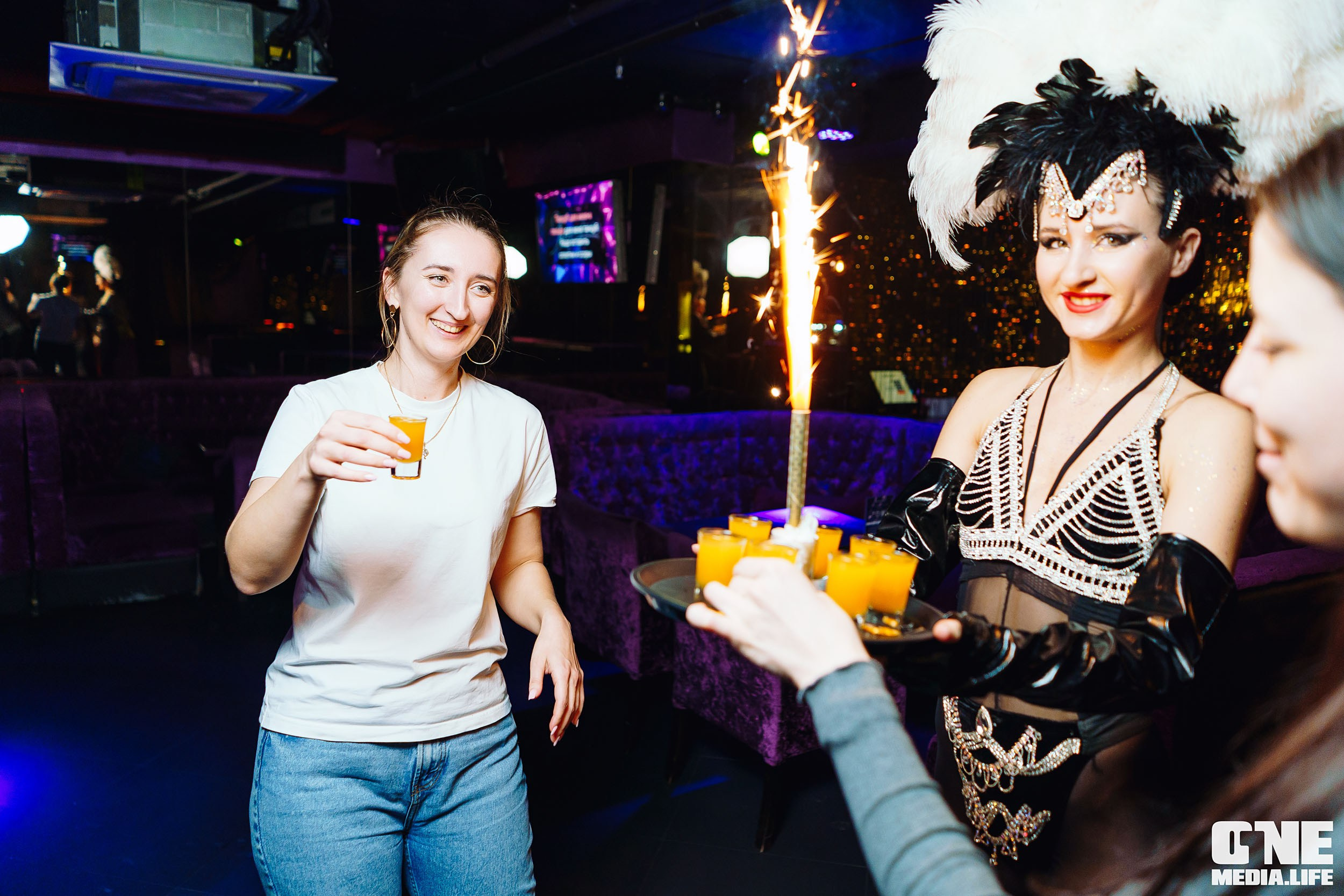 Фоторепортаж из караоке-клуба Эйфория. One Media Life: фоторепортажи, фотоотчеты с мероприятий и заведений