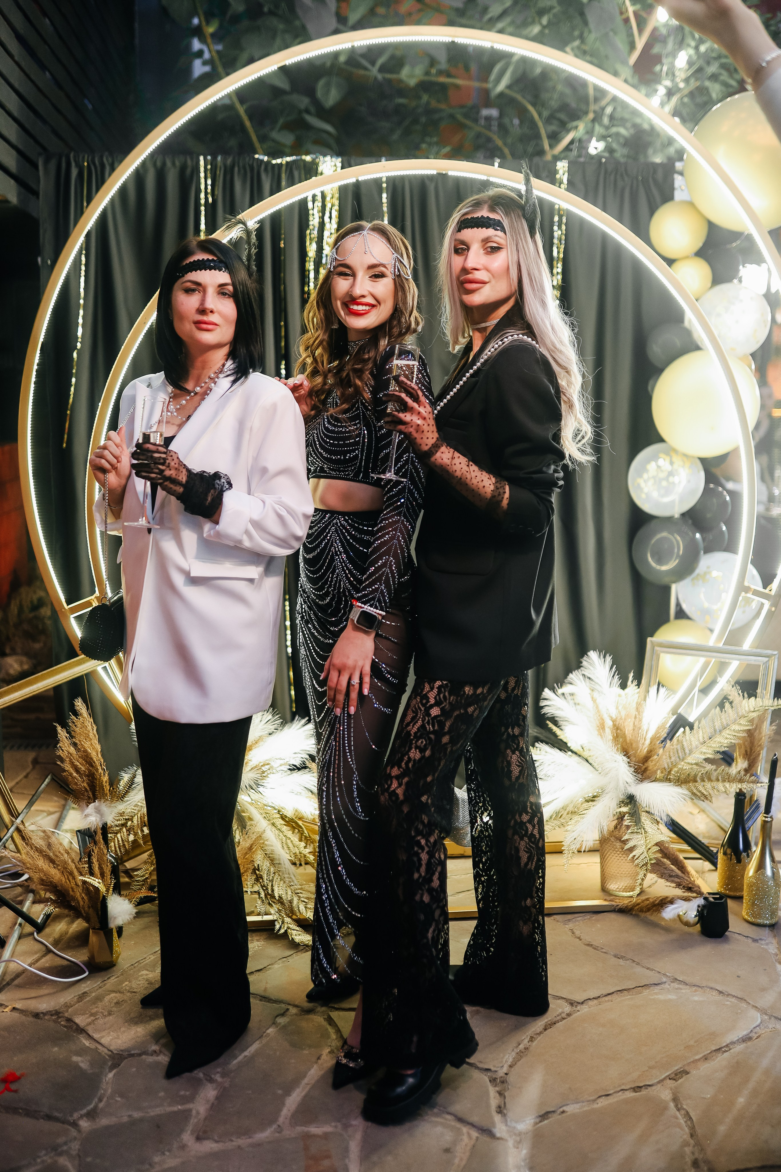 25.Диана и гости